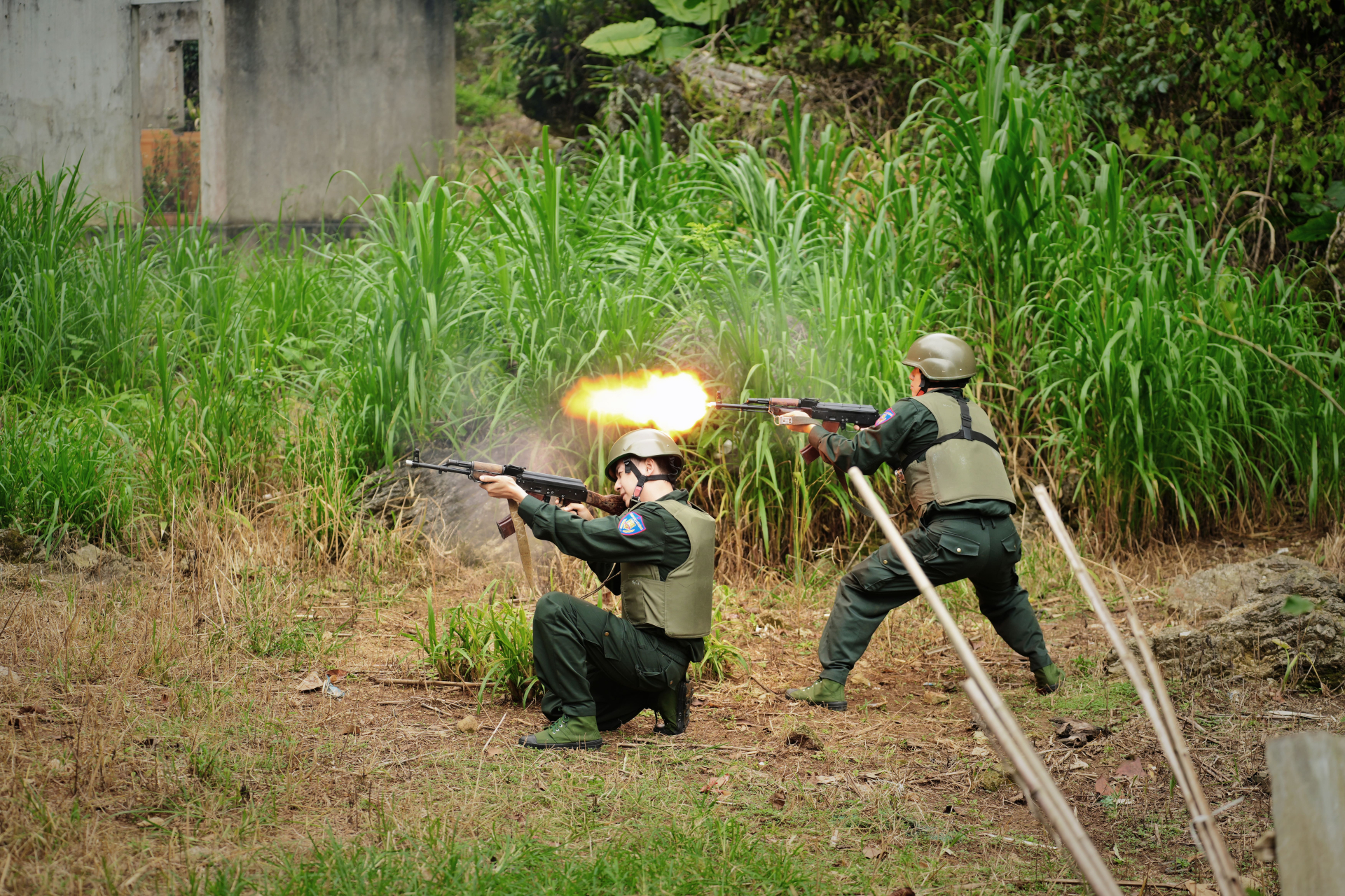 Tiến Luật, Neko Lê ngưỡng mộ trí tuệ và nghiệp vụ đỉnh cao của lực lượng CAND Việt Nam - ảnh 6