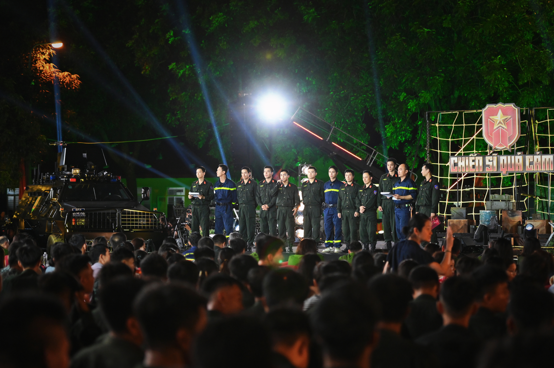 Tiến Luật, Neko Lê ngưỡng mộ trí tuệ và nghiệp vụ đỉnh cao của lực lượng CAND Việt Nam - ảnh 7