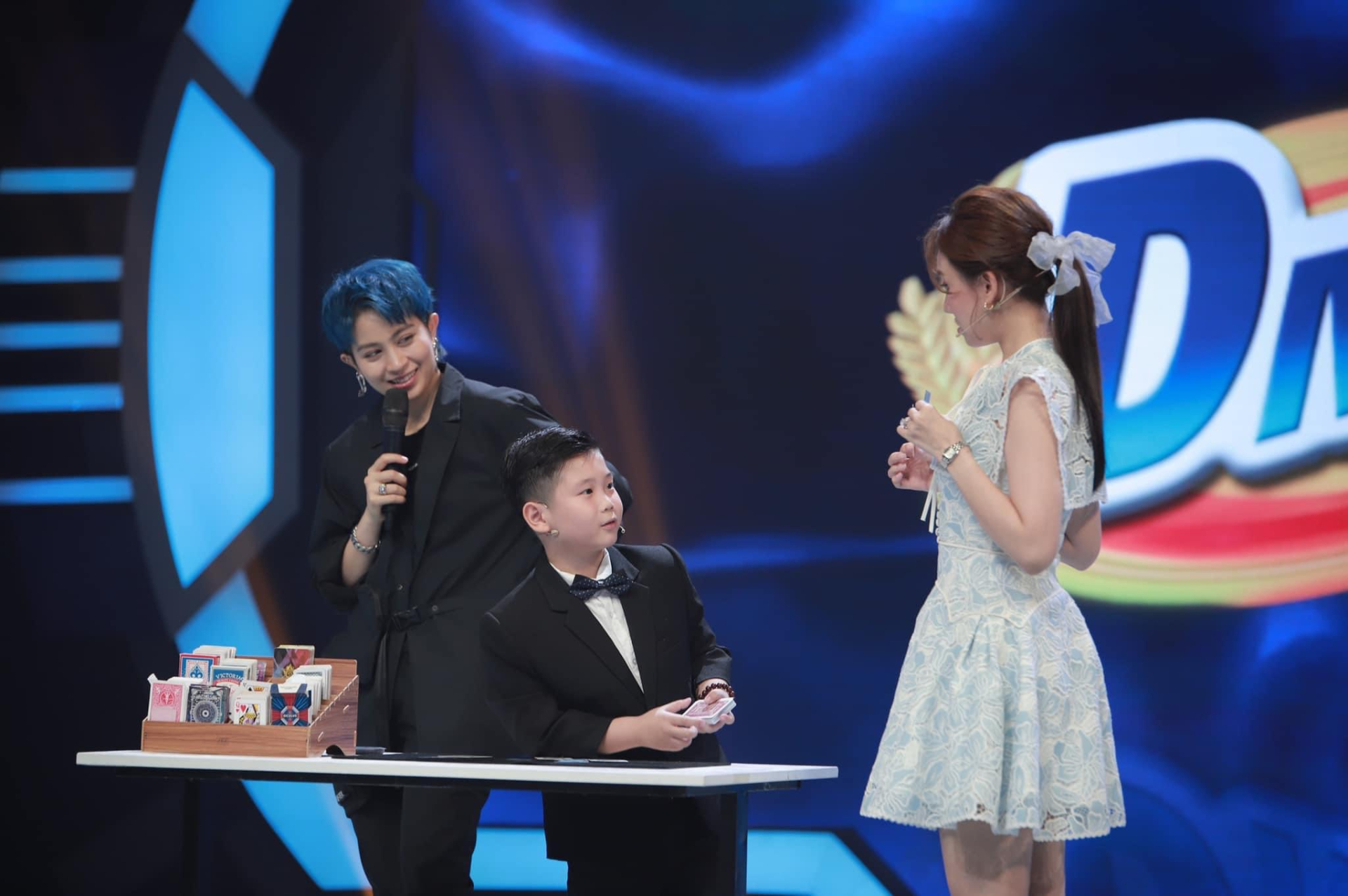 “Ảo thuật gia nhí” Bảo Long từng khiến Trấn Thành sửng sốt gây bất ngờ với hình ảnh mới ở tuổi 14 cao 1m7 - ảnh 2