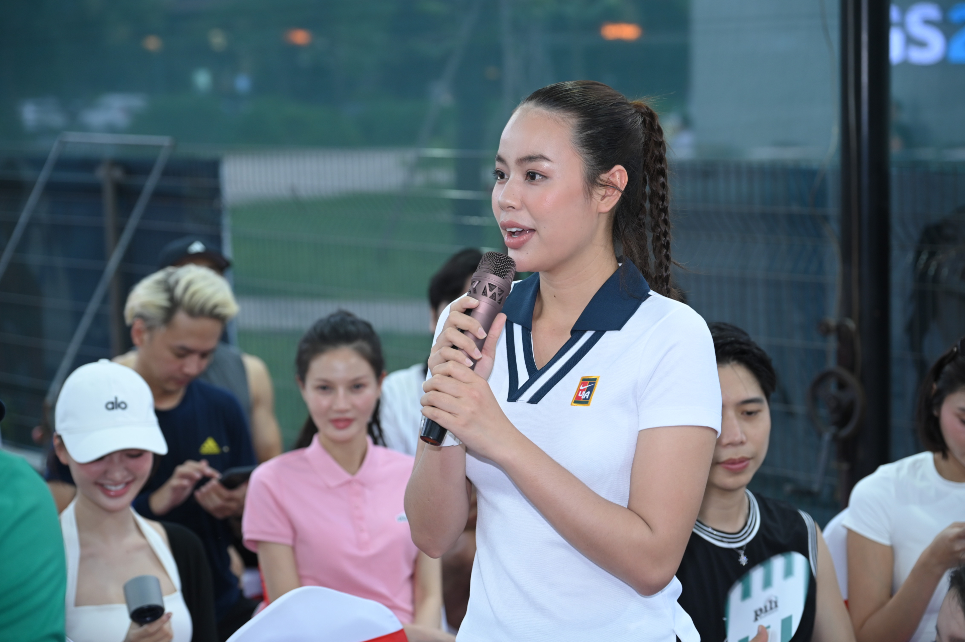 Á hậu Ánh Vương