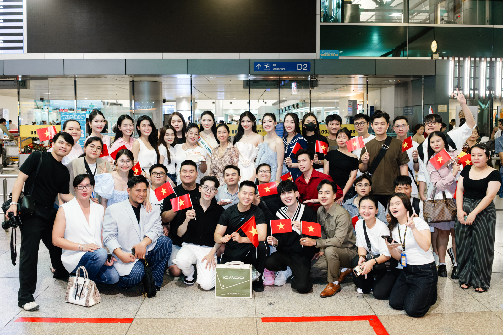 Hoa hậu Kiều Duy mang 100 kg hành lý, 30 bộ trang phục sang Nhật thi Miss International - ảnh 3