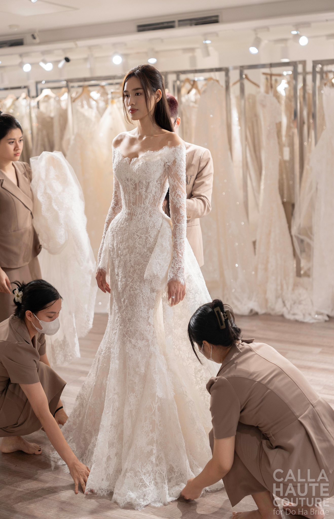 Hé lộ hậu trường sau đám cưới thế kỷ của Hoa hậu Đỗ Thị Hà  - ảnh 3