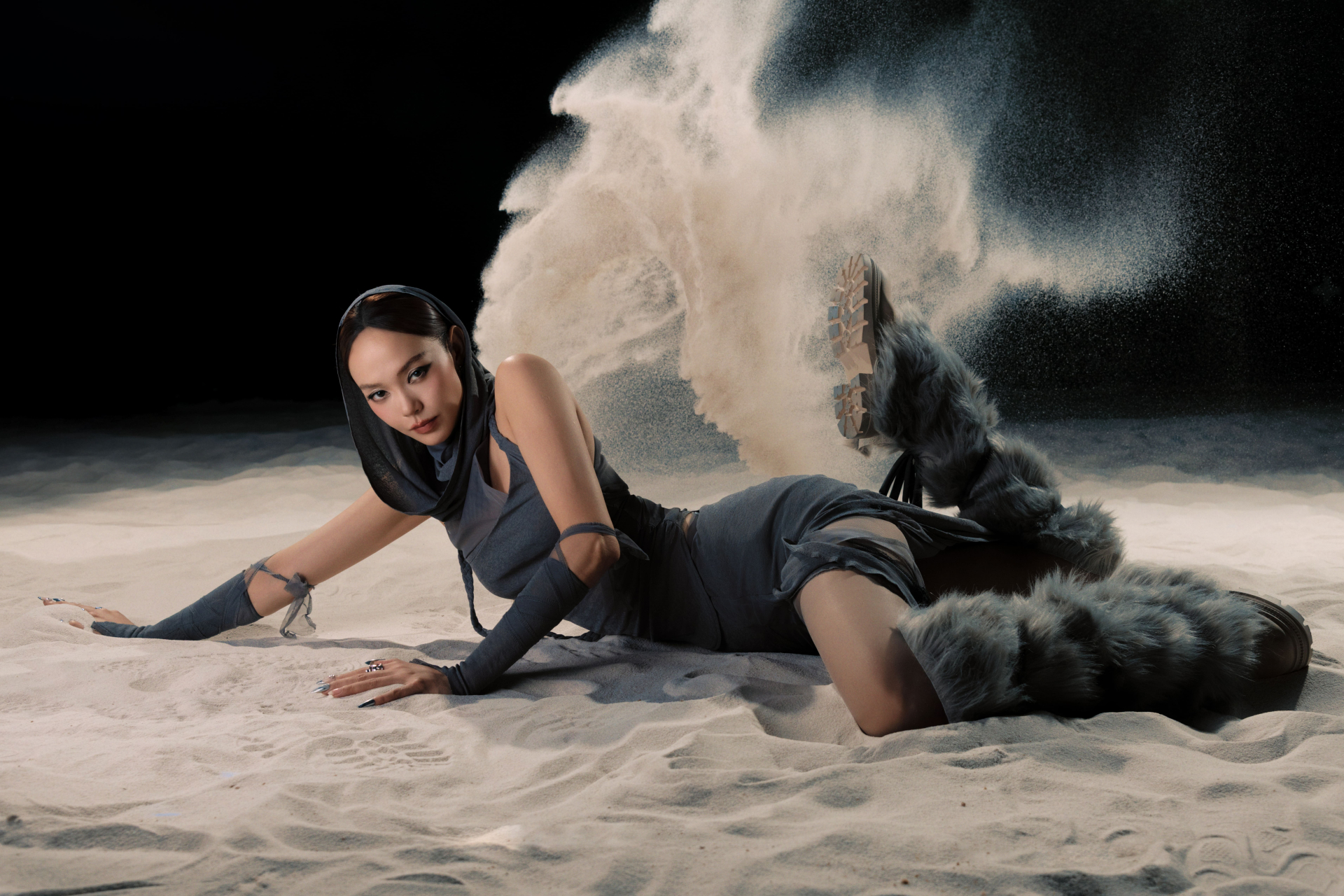 Minh Hằng tung MV DIRECTOR: Nhạc Dance bắt tai, vũ đạo cực cháy, thời trang và hiệu ứng mãn nhãn! - ảnh 6