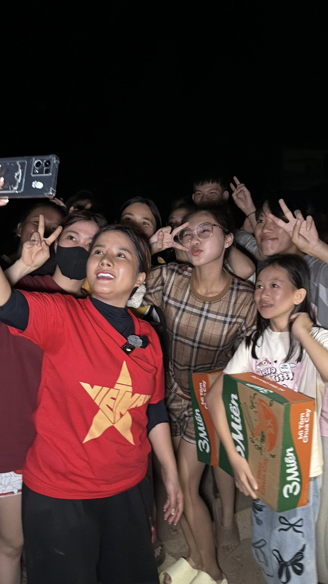 Bà Nhân Vlog khẳng định minh bạch và tự bỏ tiền cá nhân thực hiện từ thiện - ảnh 3