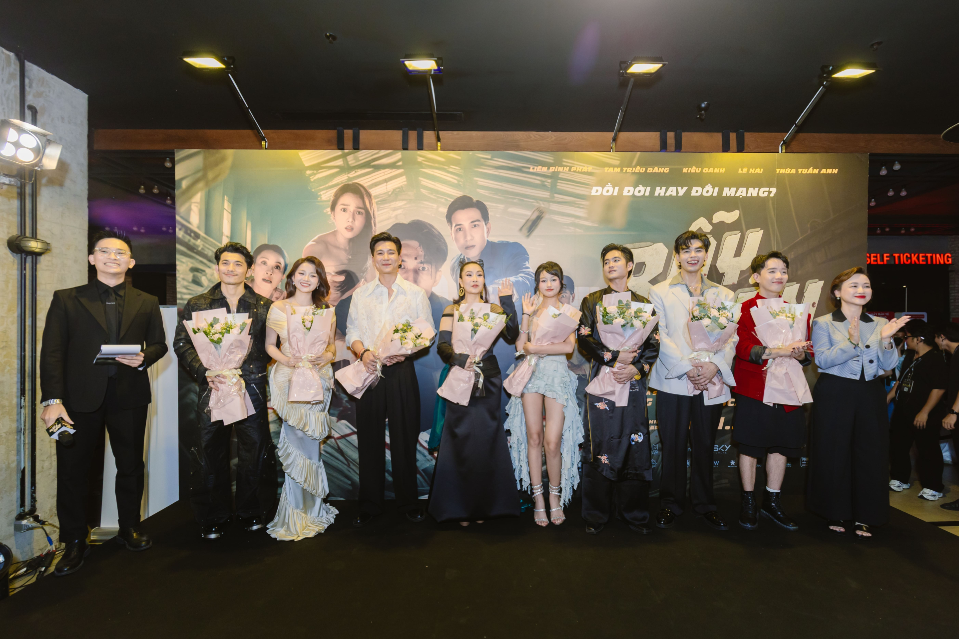 Bẫy tiền đầy thời sự với lừa đảo tài chính, mỹ phẩm giả - ảnh 7