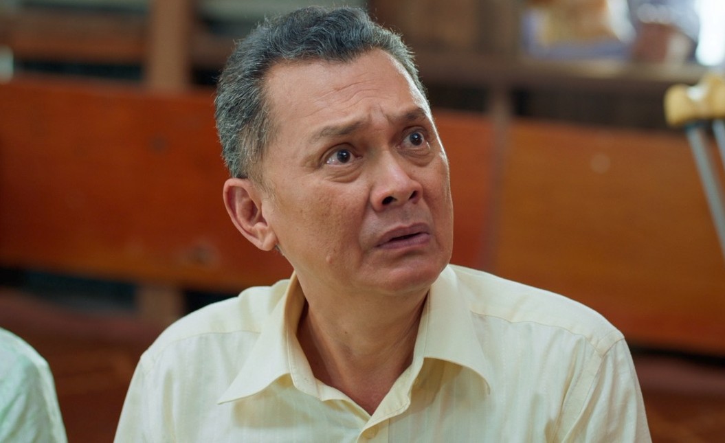 NSƯT Hữu Châu trong vai ông Sáu Sếu