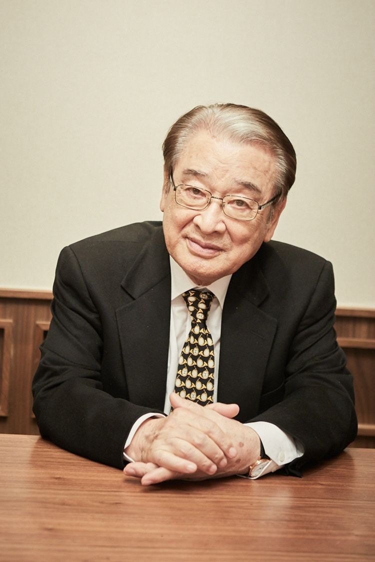 Công chúng khắp châu Á tiếc thương trước sự ra đi của tượng đài truyền hình Hàn Quốc