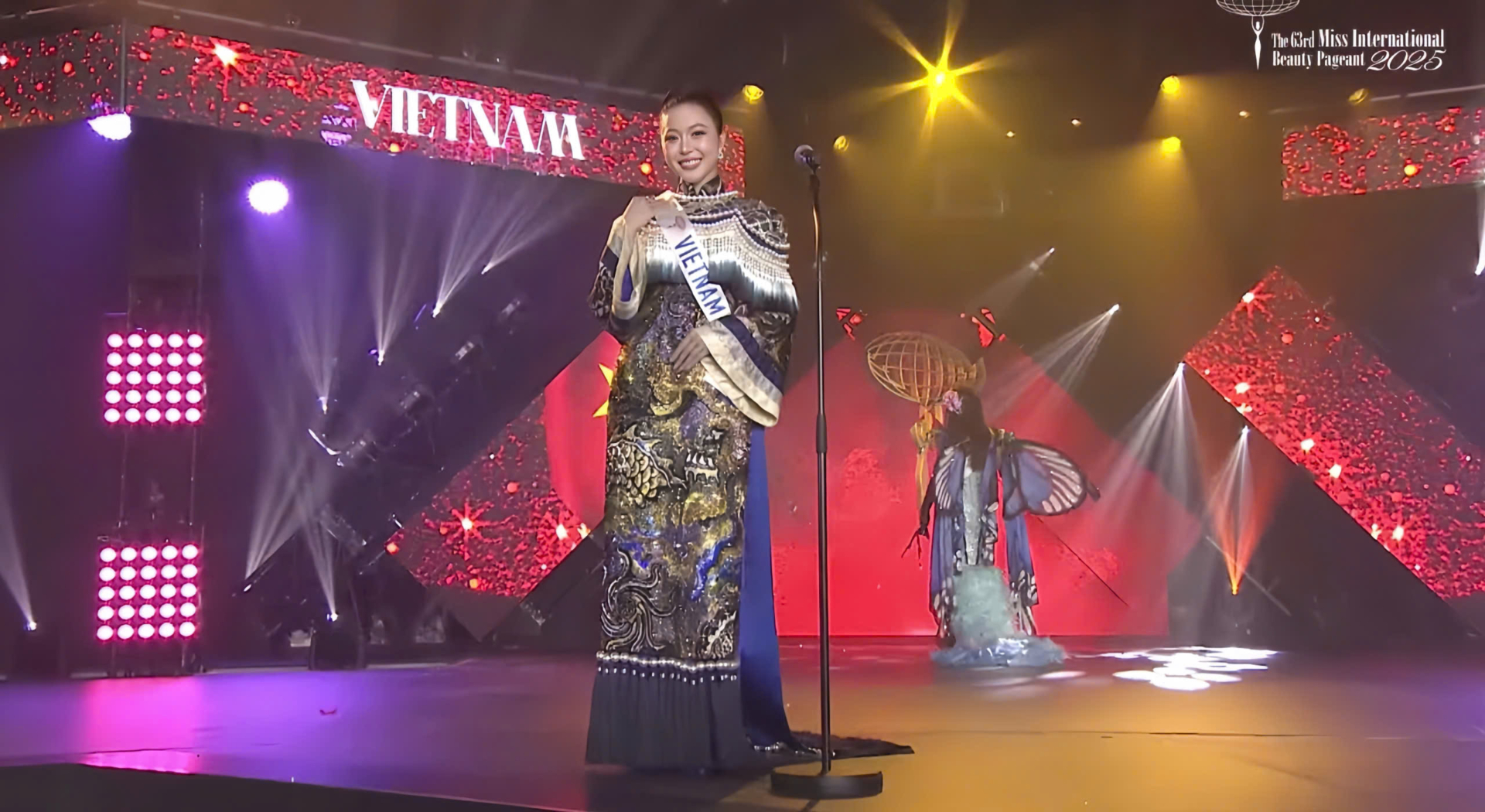Miss International 2025: Thanh Thuỷ final walk đầy cảm xúc, Kiều Duy có chia sẻ đầu tiên sau chung kết - ảnh 2