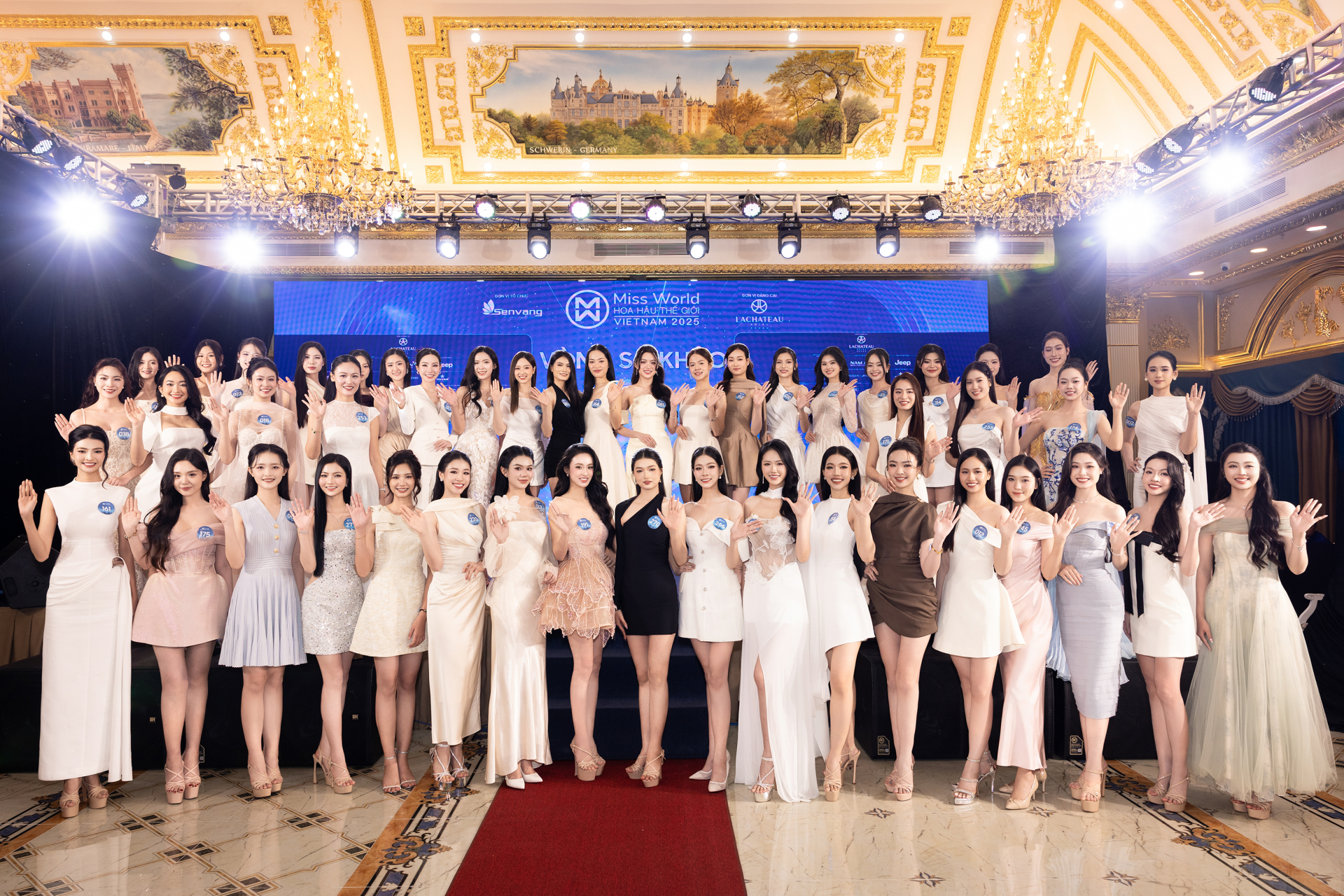 Thí sinh Miss World Vietnam 2025 gây sốt với trình độ ngoại ngữ, học vấn ấn tượng - ảnh 12