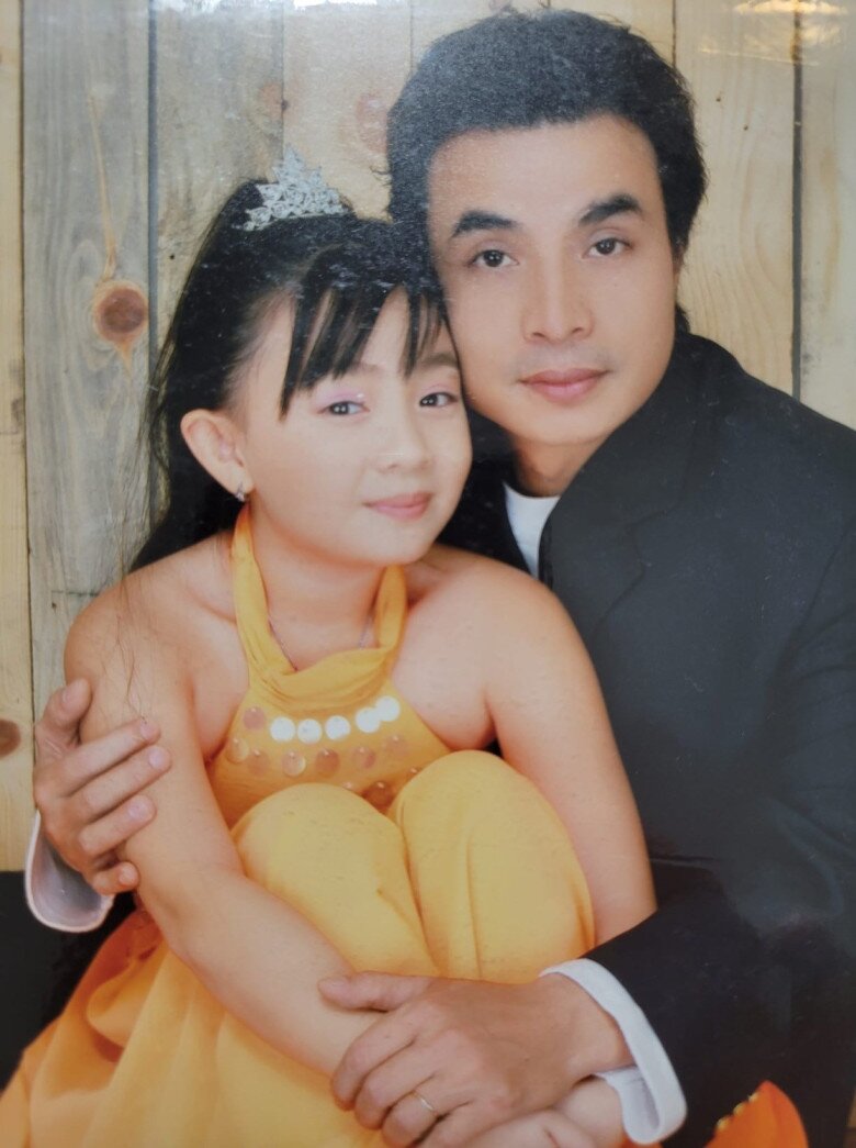 Bố ruột Xuân Mai gây chú ý với tạo hình giả nữ, kể lại hành trình nuôi con làm nghệ thuật - ảnh 7