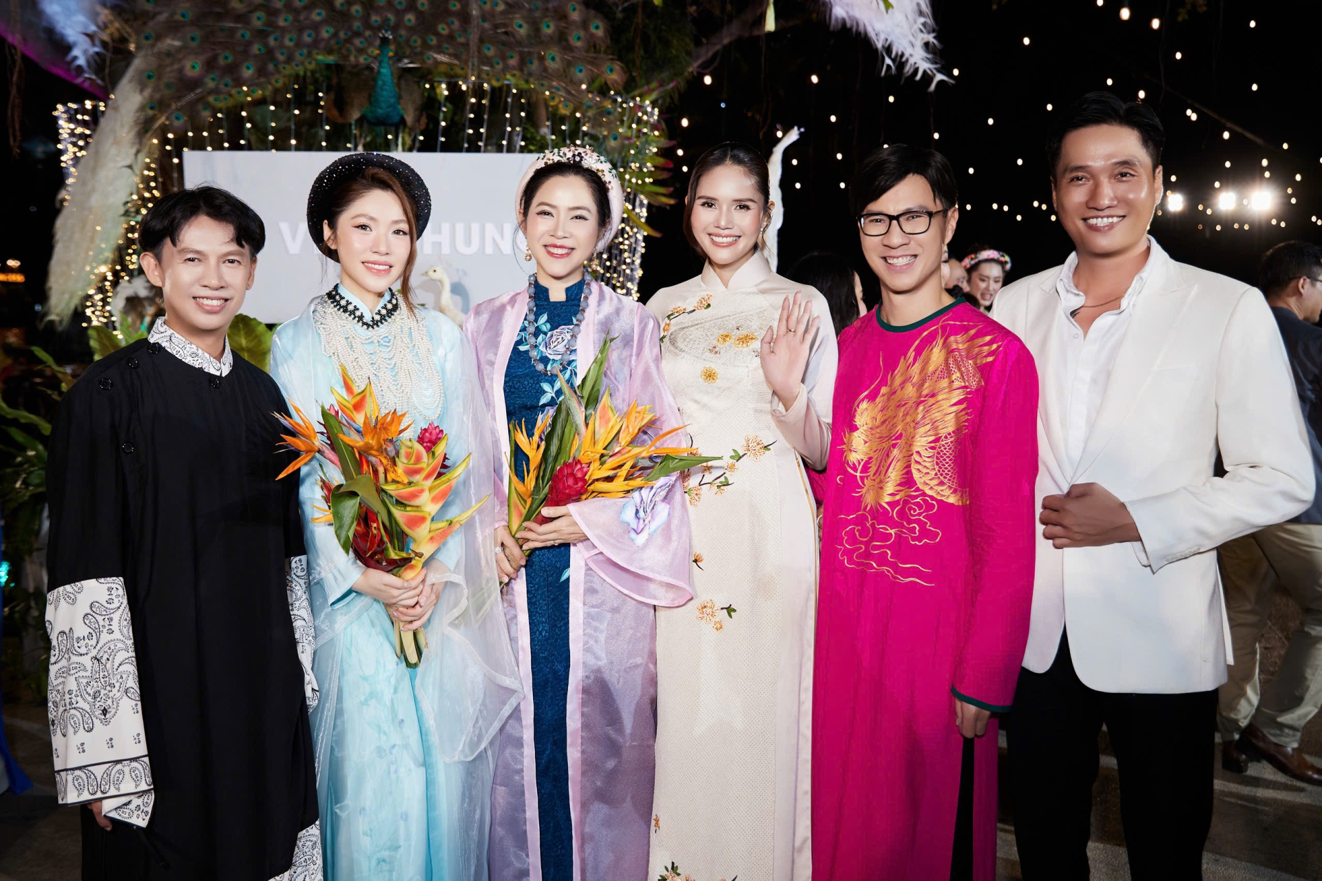 Hoa hậu Thanh Thảo đảm nhận vai trò vedette trong show diễn kỷ niệm 30 năm làm nghề của NTK Võ Việt Chung - ảnh 5