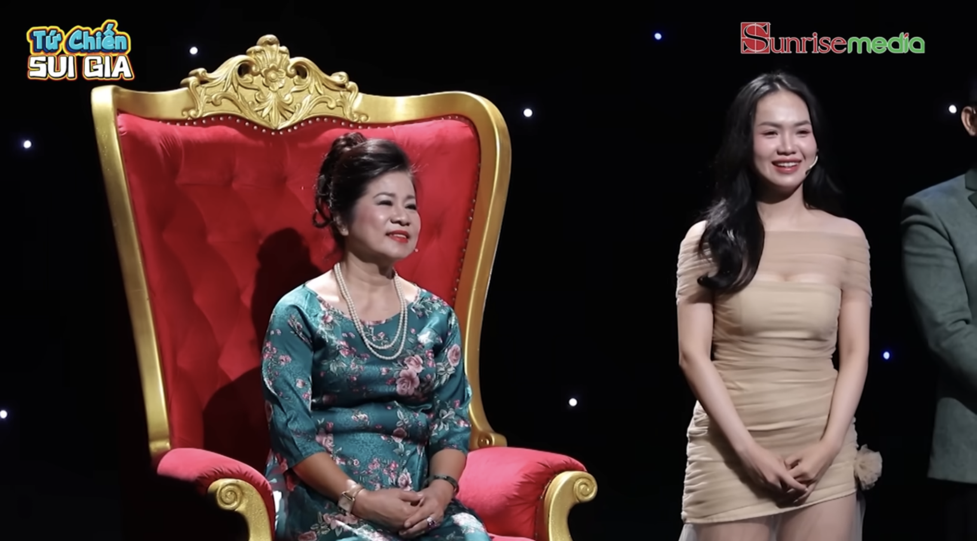 Cô Kim Duyến và con gái - Bích Thảo (Ảnh chụp màn hình)