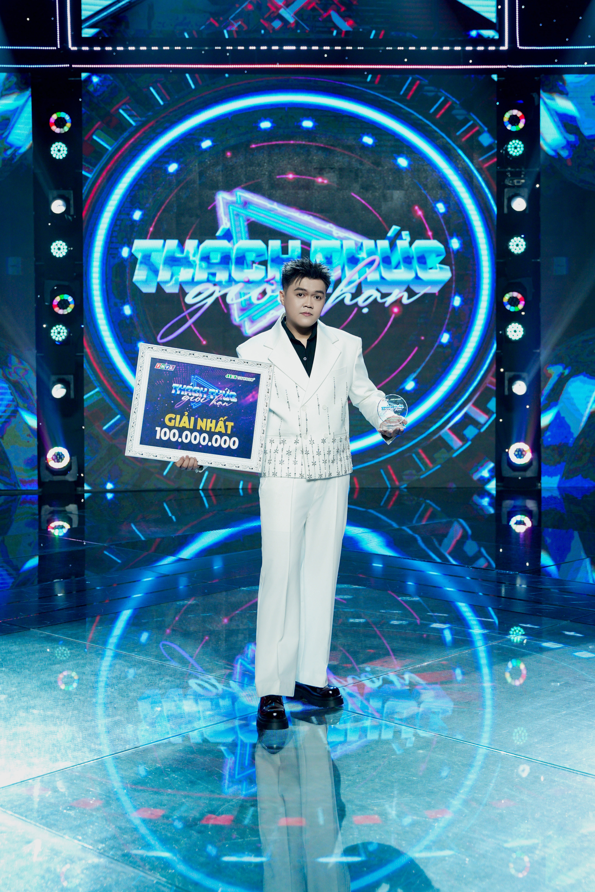 Xuất sắc vượt qua đàn anh Bảo Kun Chí Tâm, Melyd K và Thanh Thanh đăng quang quán quân Thách Thức Giới Hạn 2025 - ảnh 1