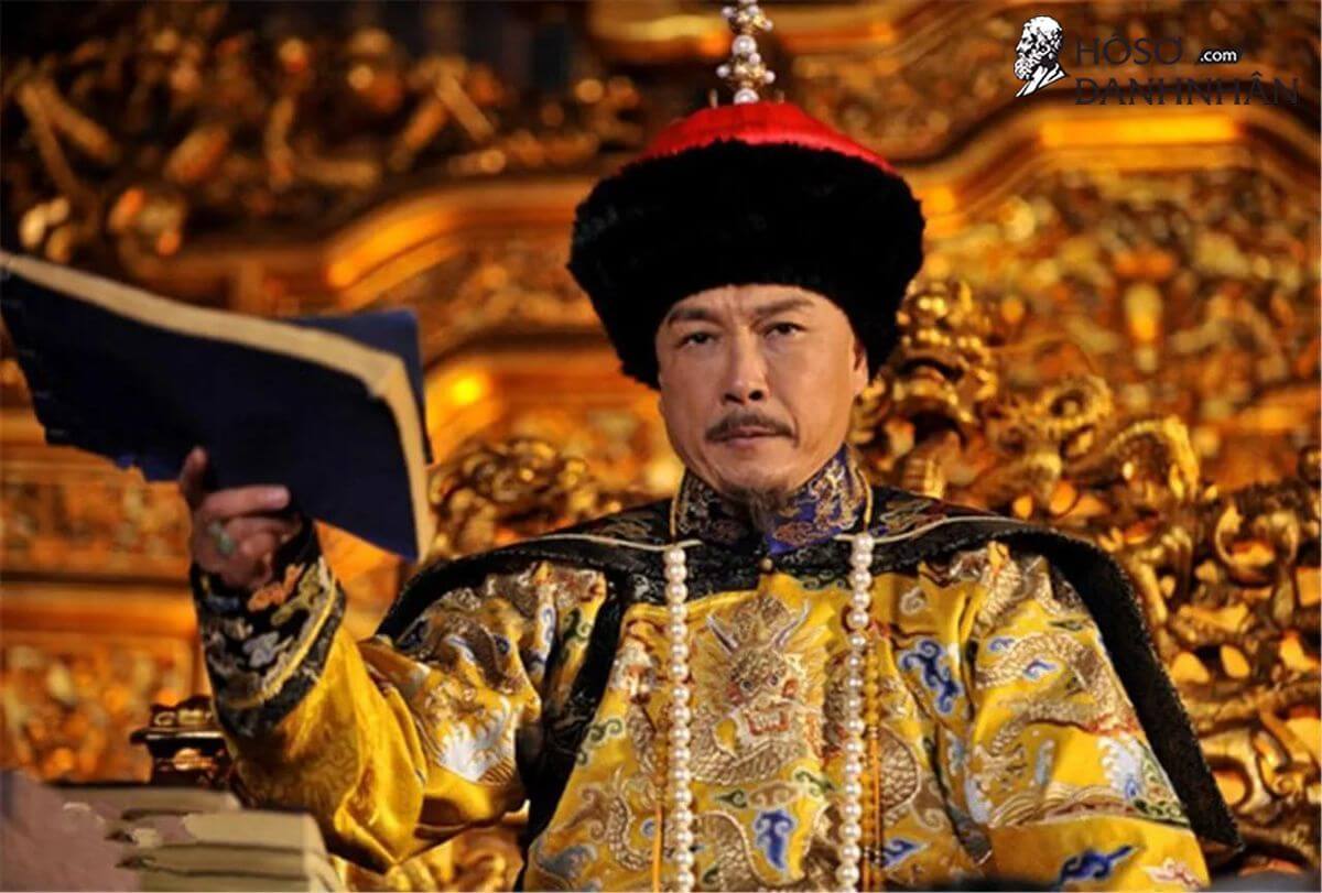 Hoàng đế Khang Hi đã ra lệnh cho đại thần mang socola về cho ông dùng thử (Ảnh: Internet)