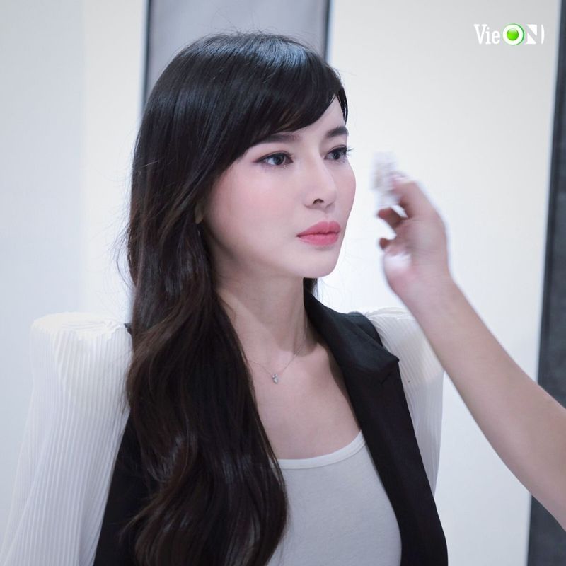 Song Luân còn tái hợp Cao Thái Hà trong phim Yêu trước ngày cưới.