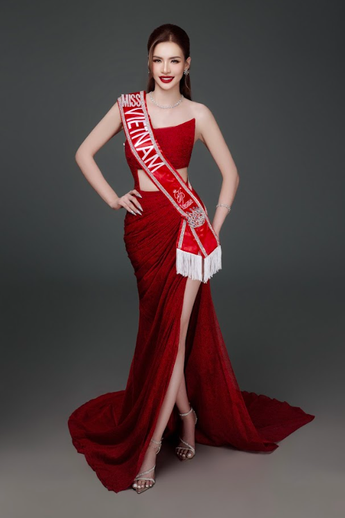 Người đẹp gốc Việt Kayla Đinh đại diện Việt Nam chinh chiến tại cuộc thi Miss Asia USA 2024 - ảnh 6