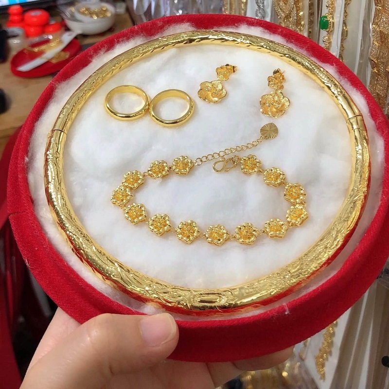 Cô gái Hà Nội nổi giận vì nhà chồng hứa cho 10 chỉ vàng trong đám cưới, giờ vàng tăng lại 'lật kèo - ảnh 1