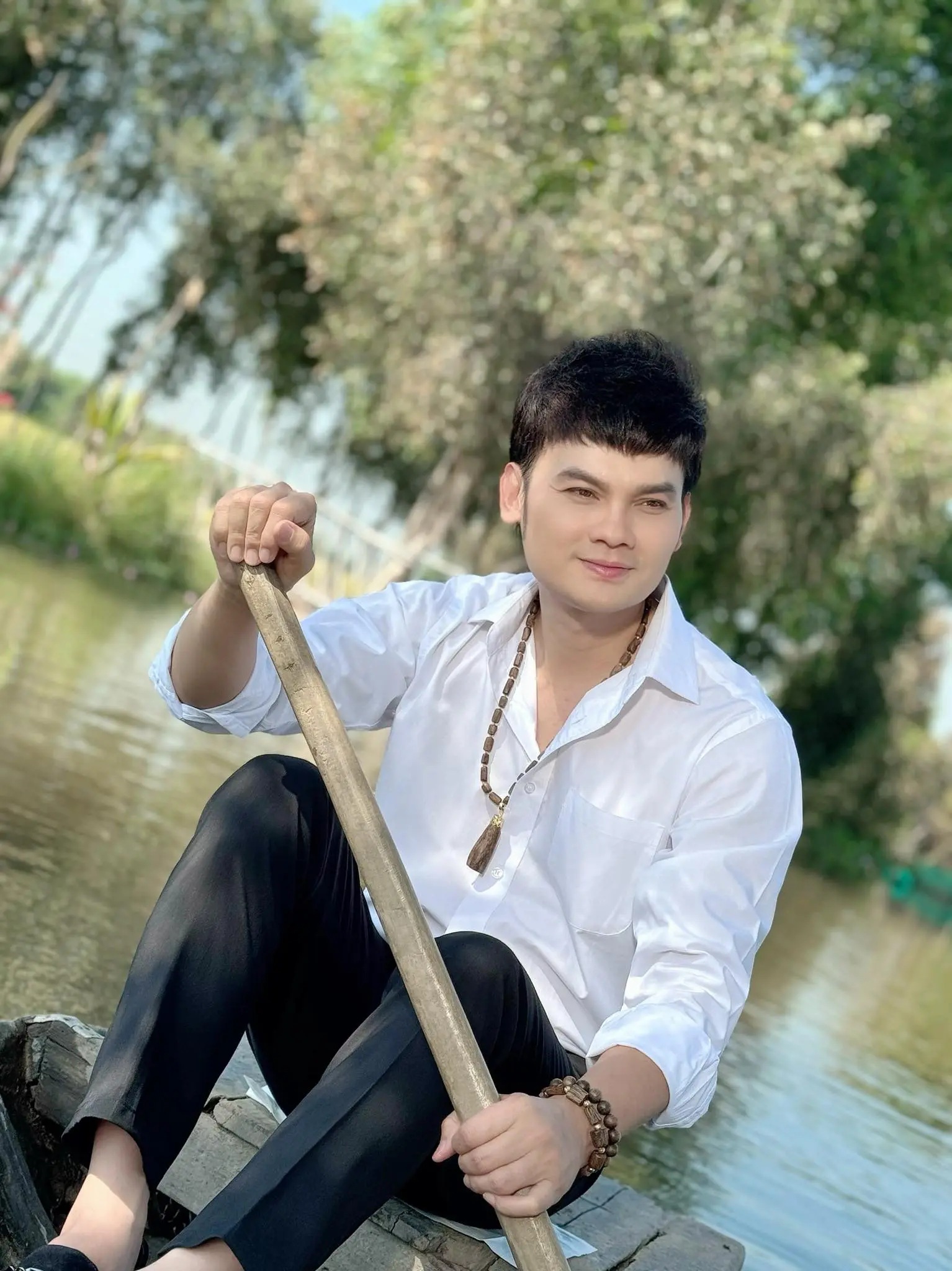 Nam NSƯT có biệt thự, đất đai trải dài từ Việt Nam sang Mỹ, 50 tuổi ăn chay trường, tự tay nuôi các cháu - ảnh 1