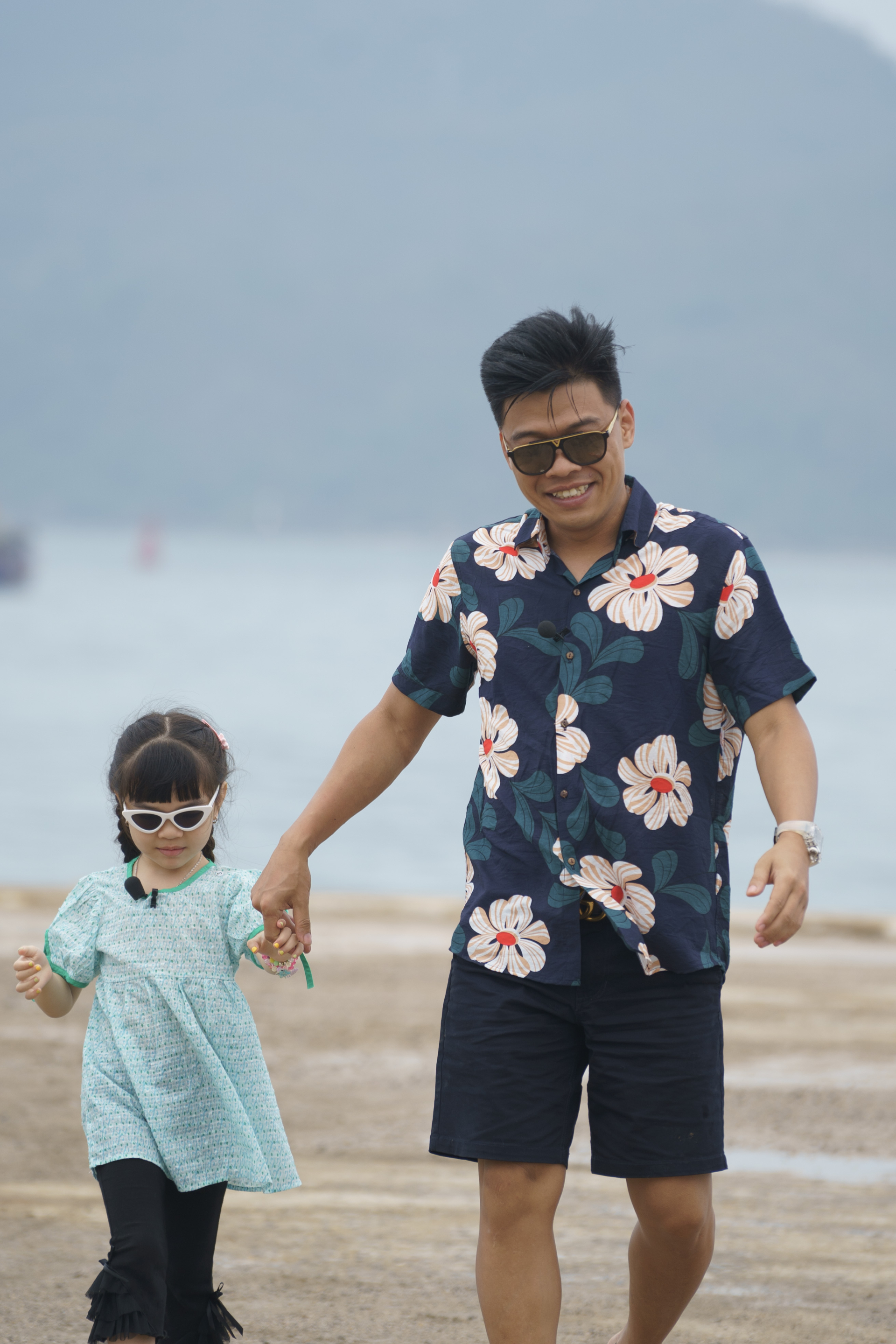 Bố Ơi Mình Đi Đâu Thế? tập 1: Neko Lê cùng con gái ở nhà thuyền, Duy Hưng bị thương vẫn đồng hành cùng con - ảnh 5