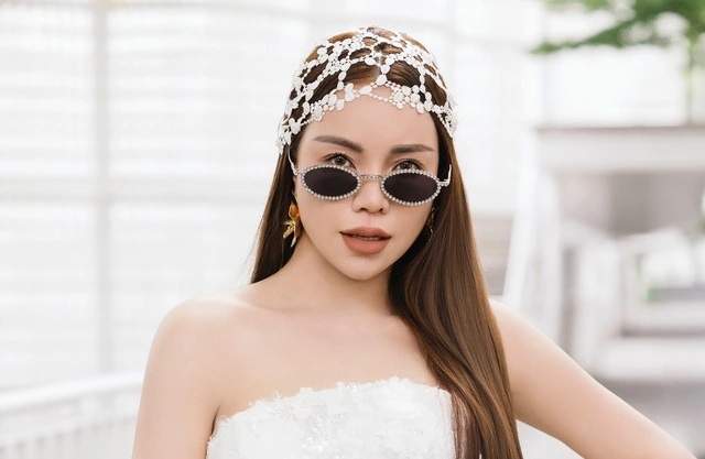 Trà Ngọc Hằng ra sao sau ồn ào kiện tụng, bị tạm hoãn xuất cảnh? - ảnh 2