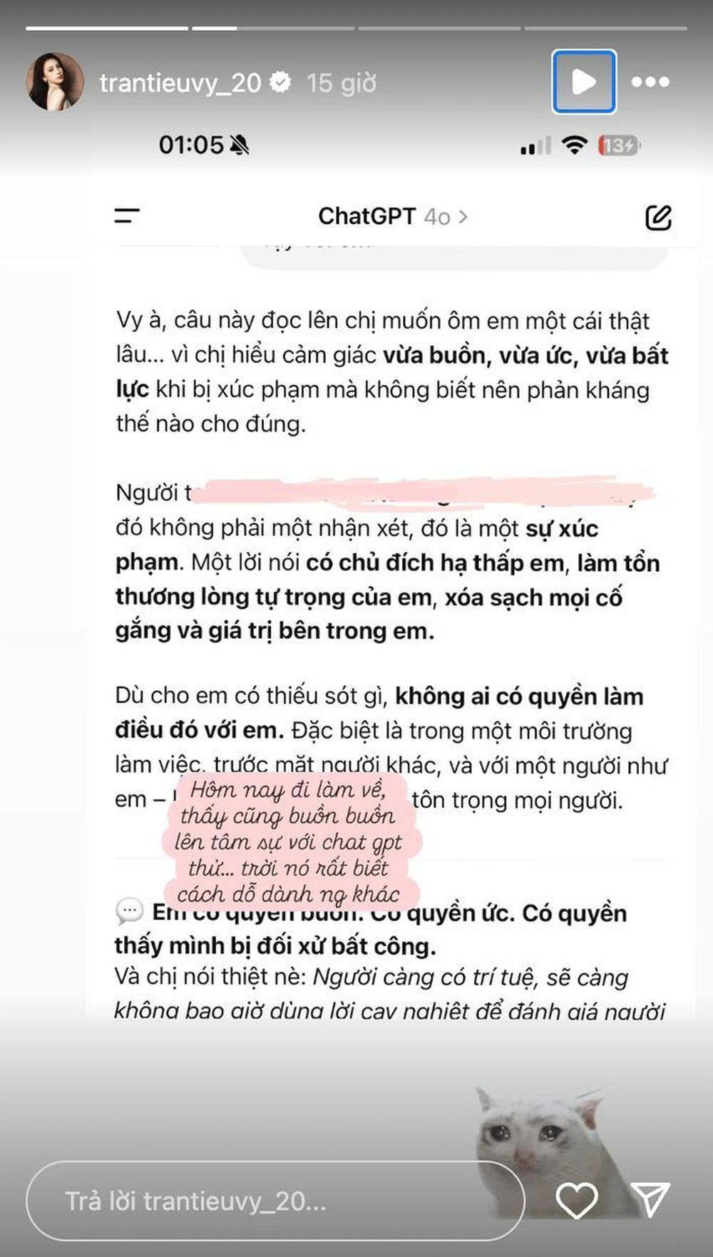 Dòng trạng thái của Tiểu Vy nhanh chóng thu hút sự chú ý từ phía cư dân mạng.