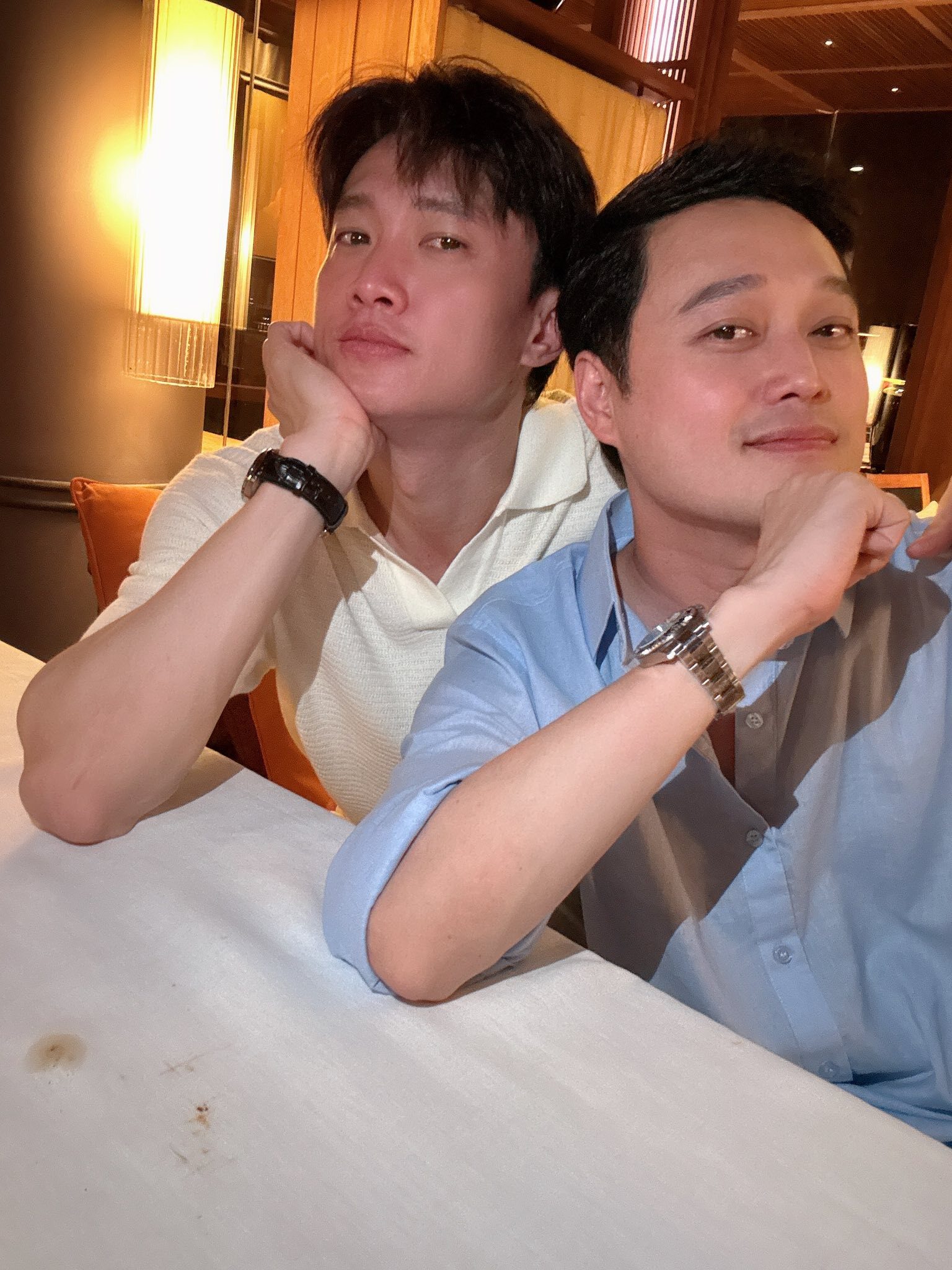 Anh chia sẻ trong hình ảnh cùng với Quang Vinh.