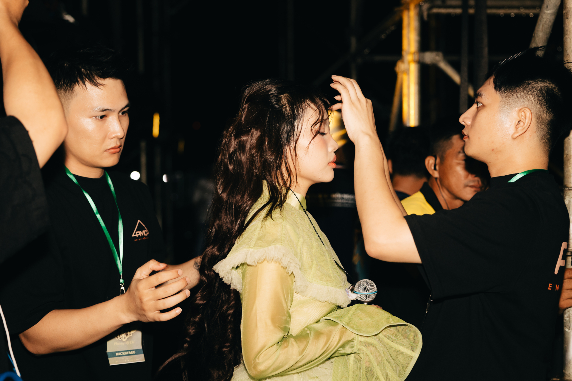 Chuyên gia makeup Khoa Nguyễn chia sẻ quá trình biến hóa Phương Mỹ Chi tại Sing! Asia - ảnh 3