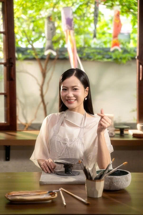 Là một người phụ nữ mạnh mẽ và tràn đầy năng lượng tích cực, Lâm Vỹ Dạ quan niệm mỗi ngày còn được cố gắng, được làm việc là một ngày còn được hạnh phúc.