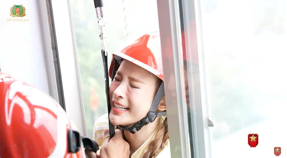 Ngô Kiến Huy “mệt mỏi” vì sự xuất hiện của Ninh Dương Lan Ngọc trong tập 5 Chiến Sĩ Quả Cảm - ảnh 2