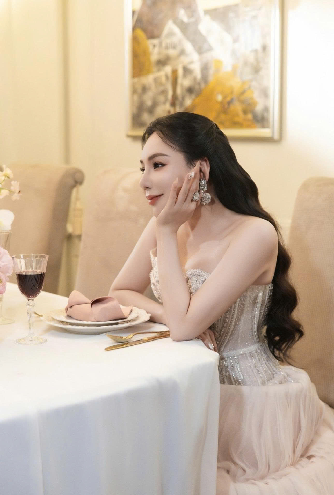 “Tài sắc vẹn toàn” 9 sao Việt từng đỗ thủ khoa đại học là ai? - ảnh 4