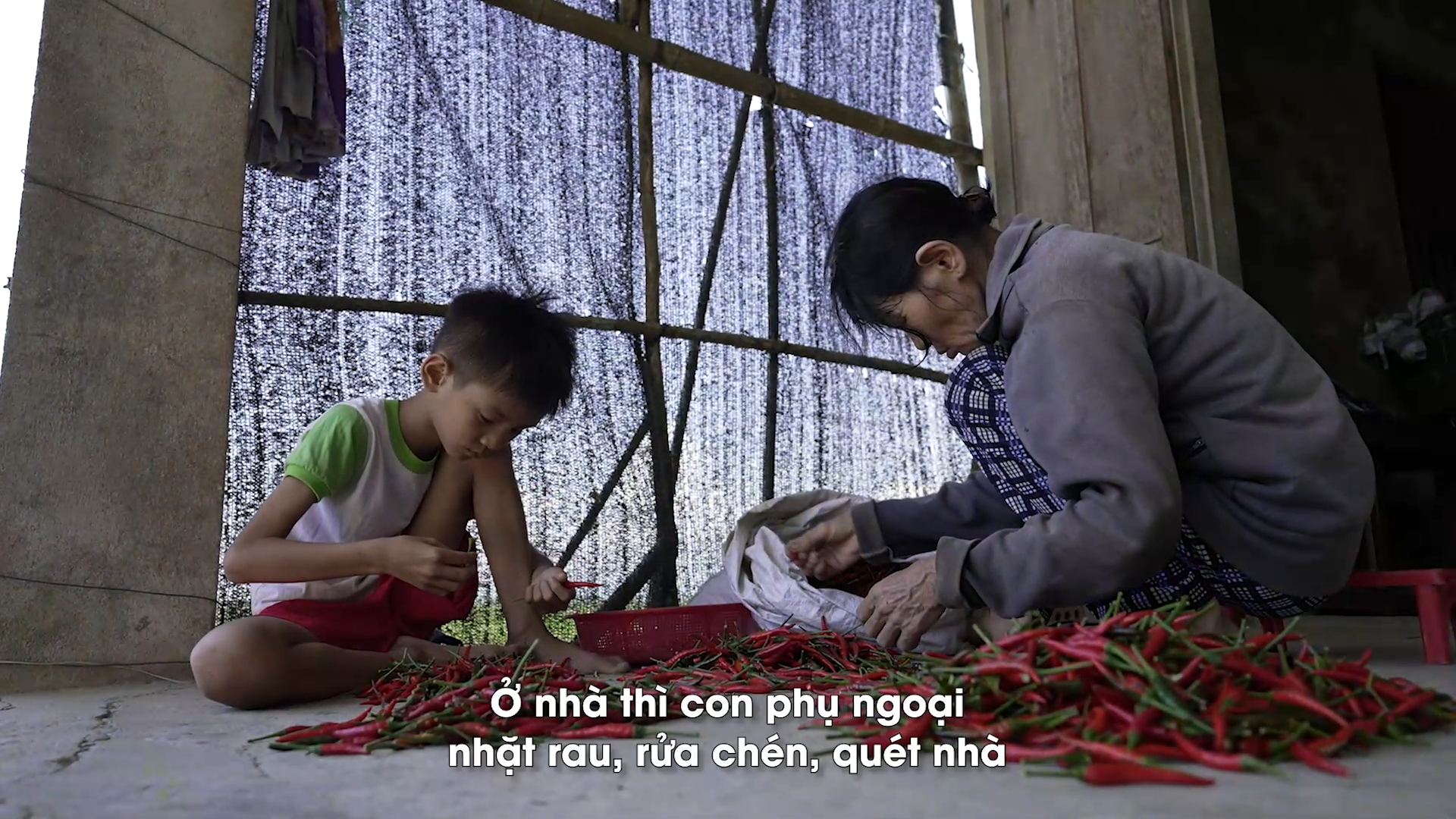 “Con muốn đưa mẹ về ở với con” - Ước mơ nhỏ bé lay động hàng triệu trái tim của bé trai lớp 5 - ảnh 2
