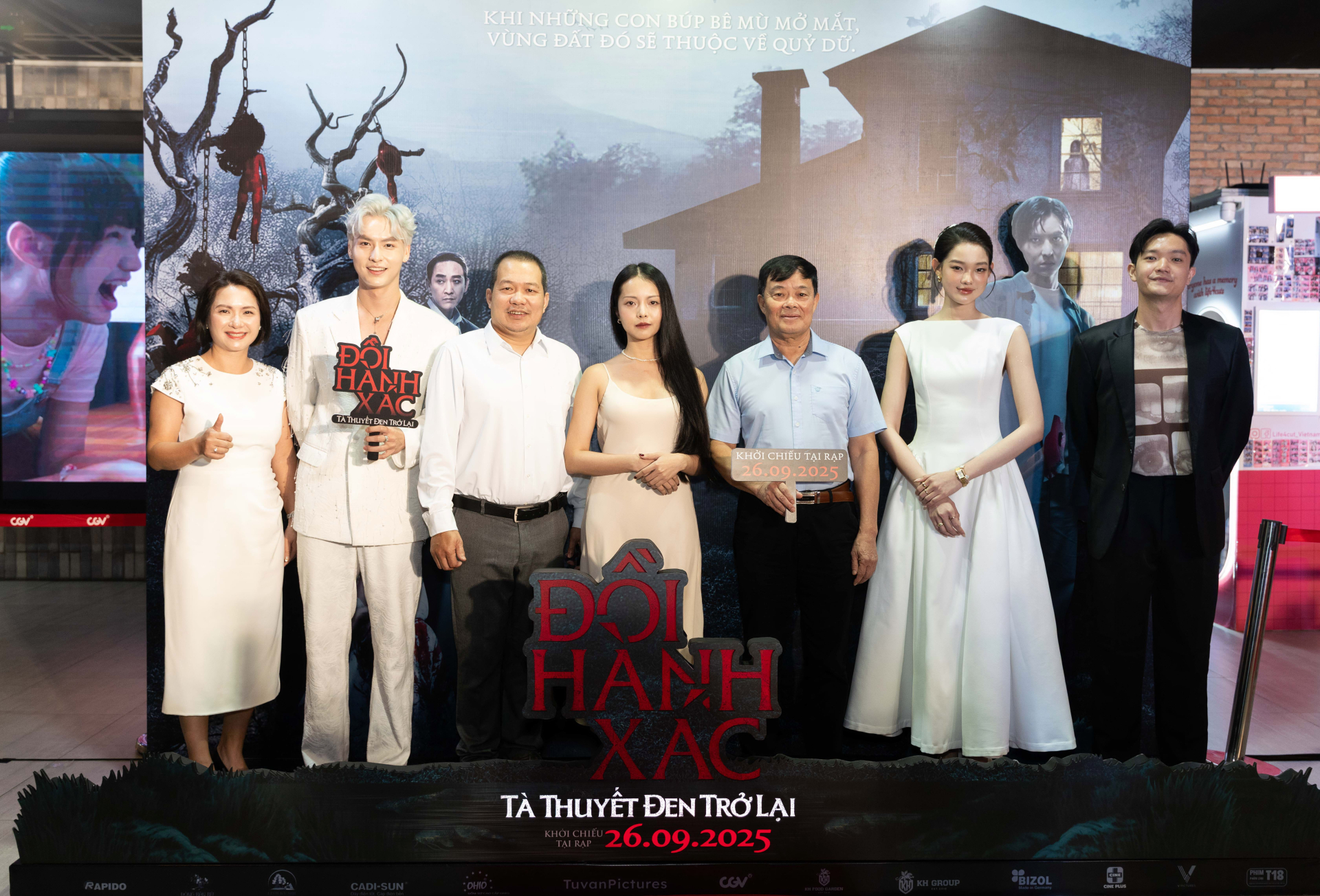 Sự kiện thu hút sự chú ý của truyền thông với sự góp mặt của dàn diễn viên nổi bật.