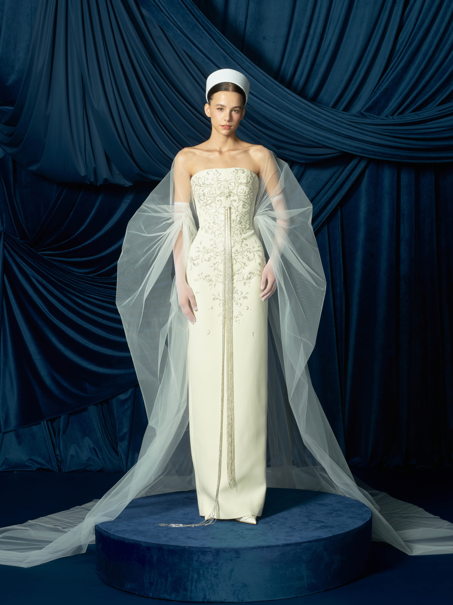 NTK Huy Trần chính thức giới thiệu BST Bridal FW25  Sculpture Redefined - ảnh 1