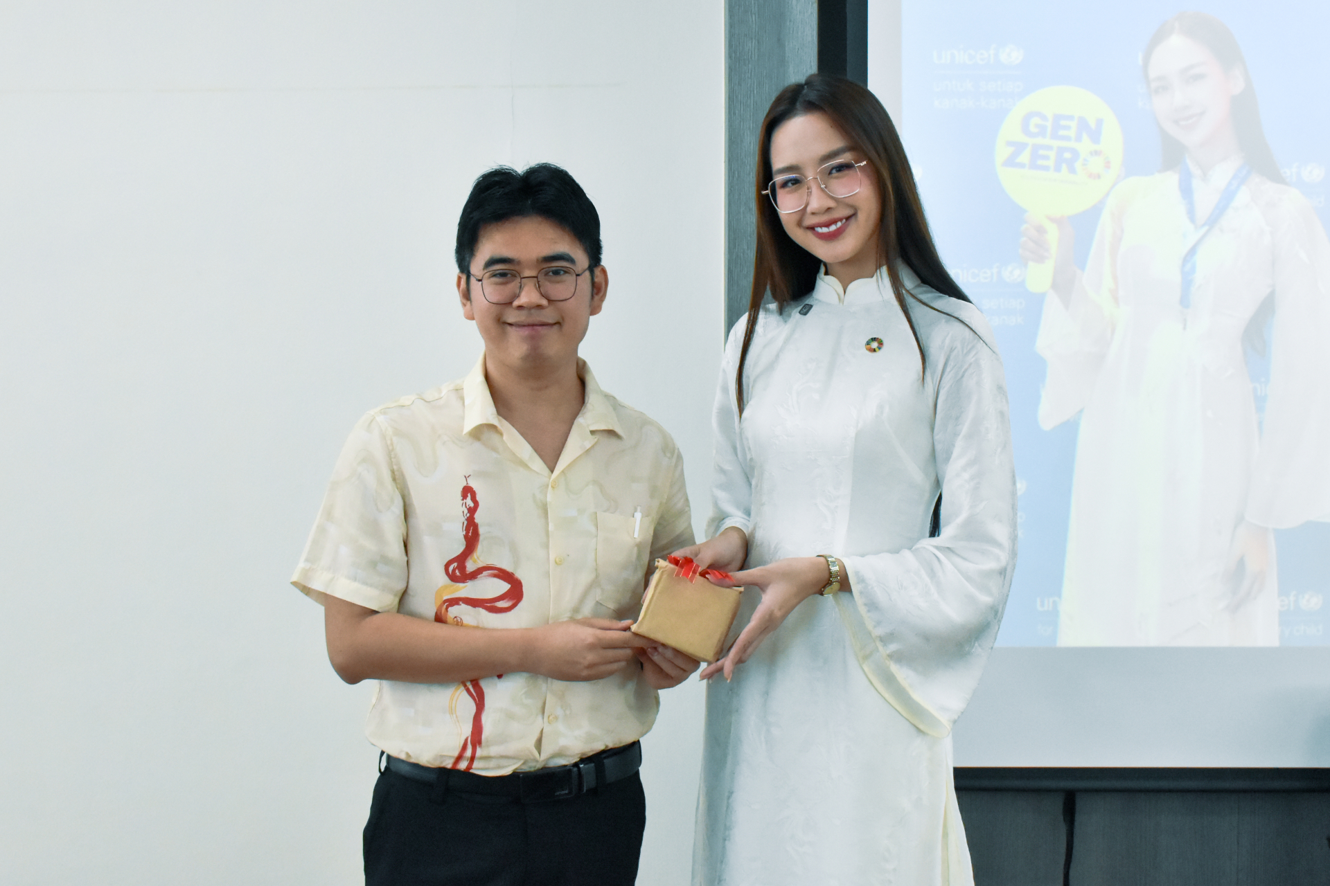 Hoa hậu muốn làm nổi bật vai trò của phụ nữ như những nhân tố chủ động, sáng tạo và có khả năng thích ứng cao trong việc giải quyết các thách thức toàn cầu như biến đổi khí hậu, bất bình đẳng giới, xung đột xã hội và khủng hoảng phát triển.