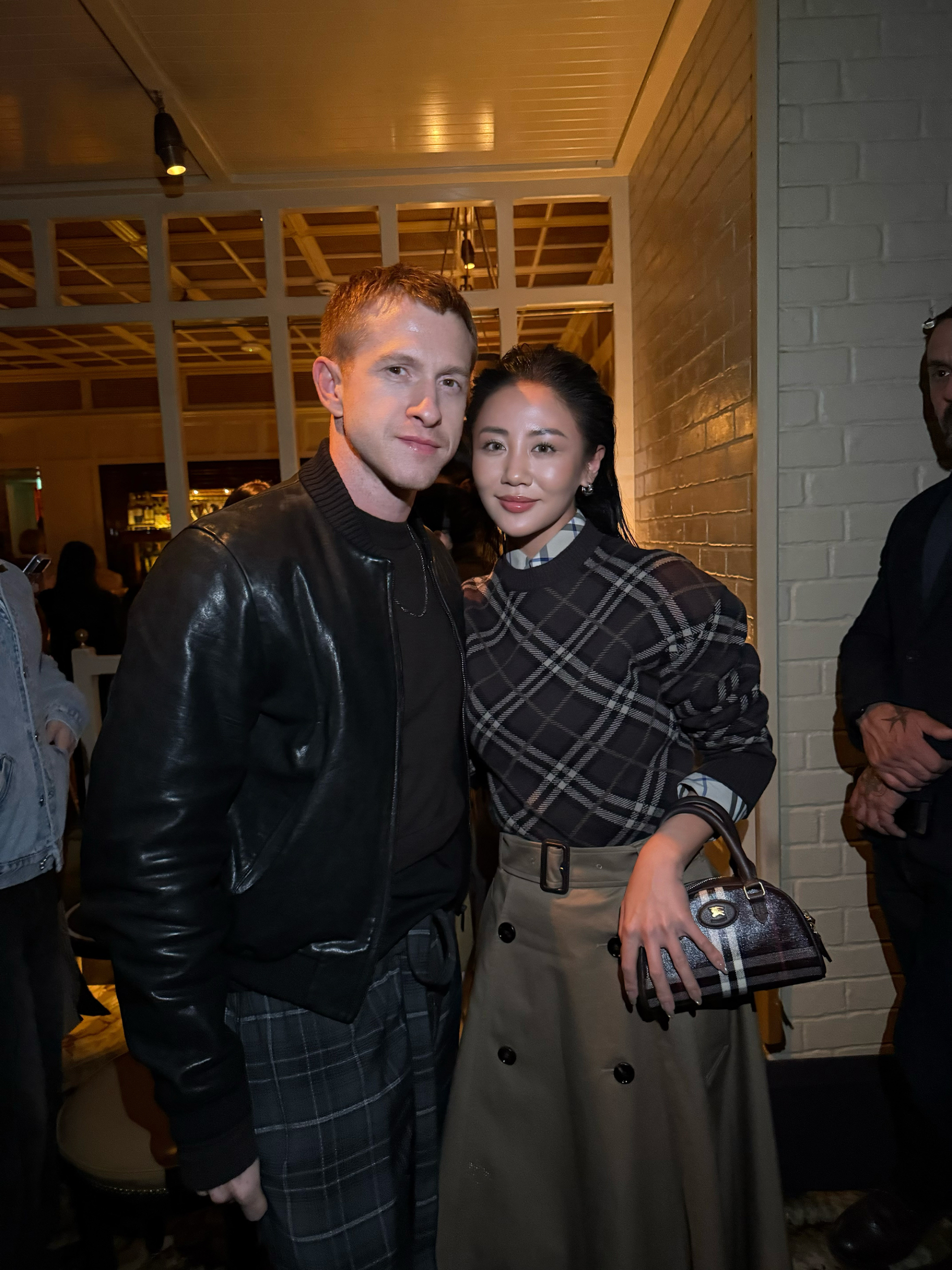 Văn Mai Hương cùng loạt sao quốc tế đình đám đổ bộ vào London Fashion Week - ảnh 3