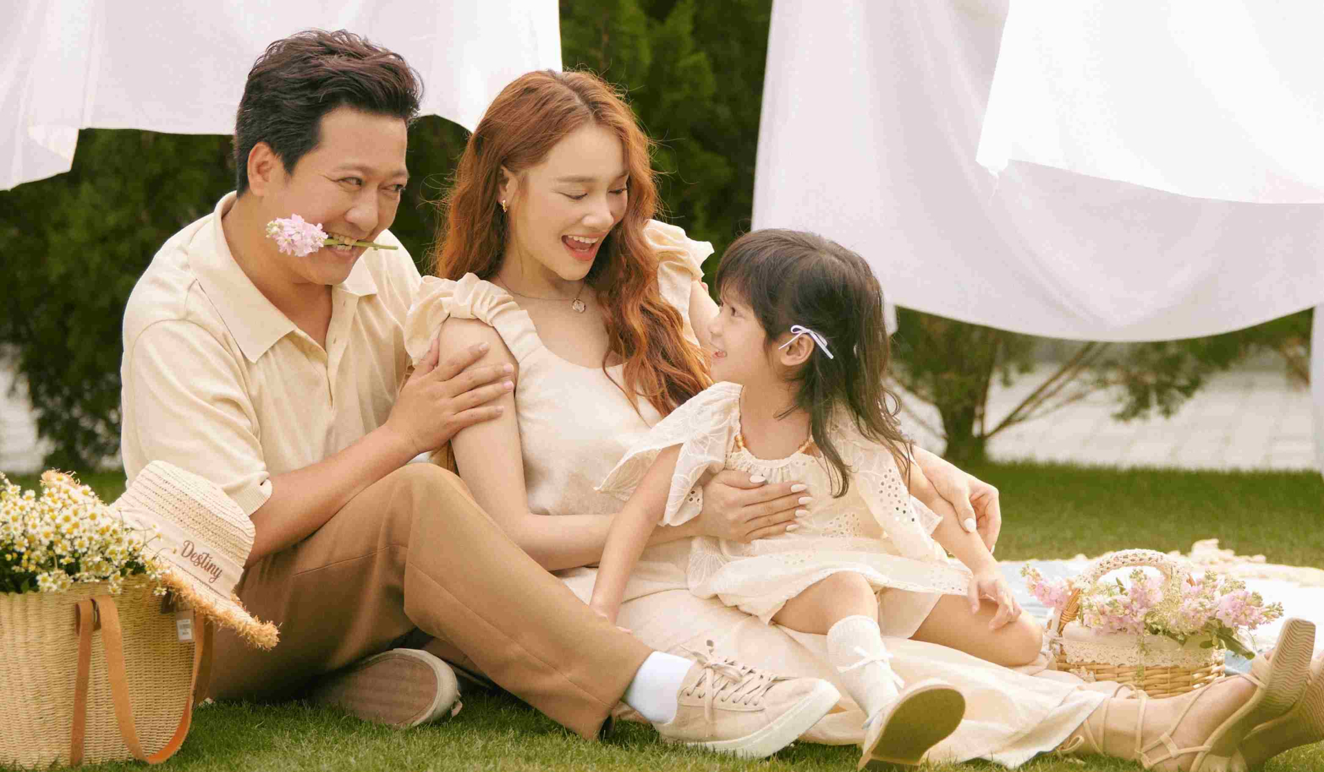 “Công chúa” nhà Trường Giang: 6 tuổi đã ra dáng nghệ sĩ nhí, theo bố tham gia hoạt động thiện nguyện - ảnh 6