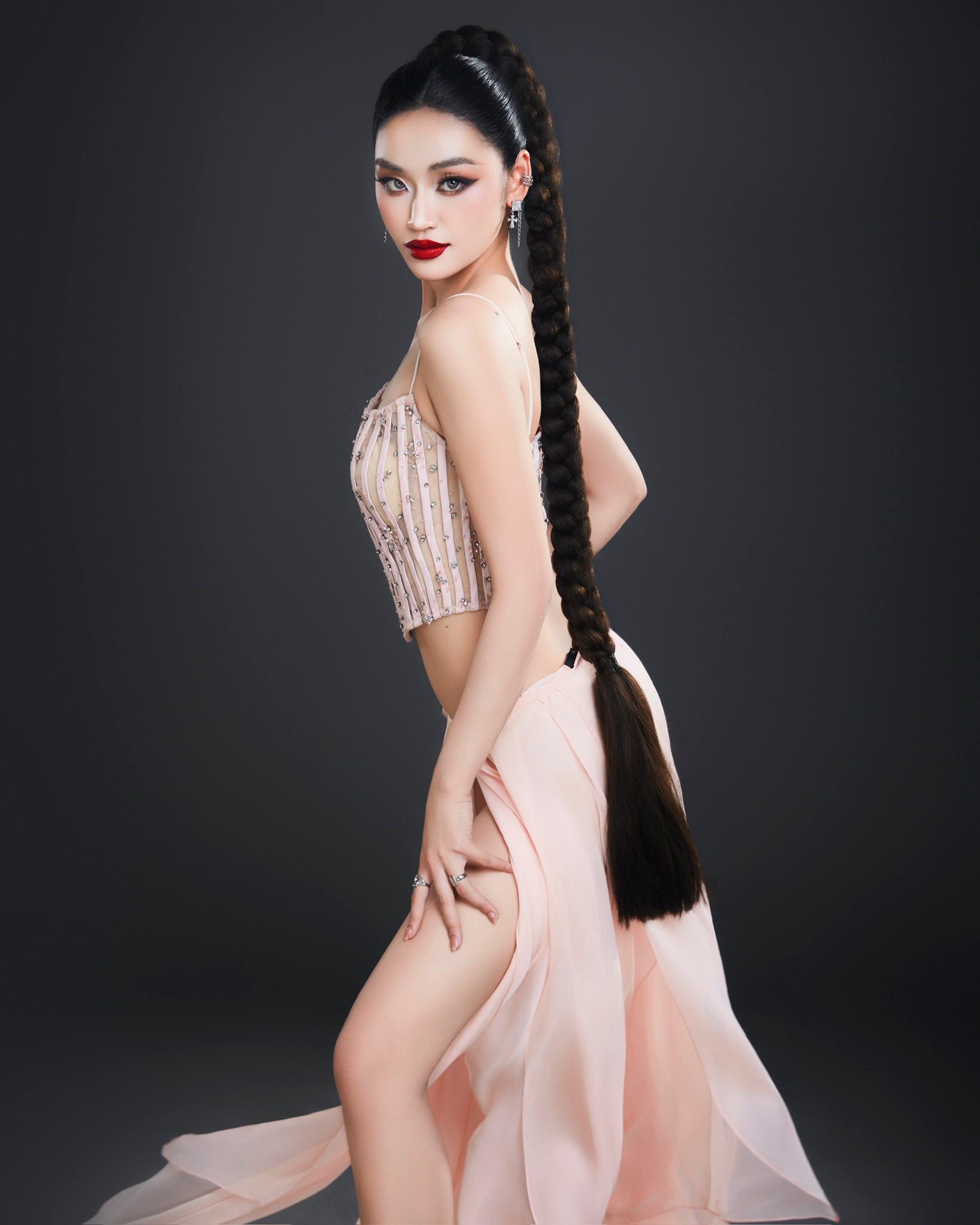Hoa hậu Yến Nhi gặp khó khi lượng vote dậm chân ở mức 0% tại Miss Grand International 2025 - ảnh 4