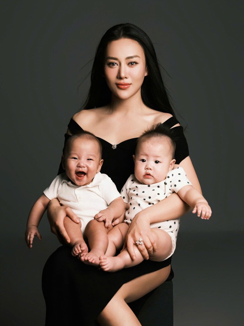 Phương Oanh: “Tôi tham lam quá, vừa muốn bên con, vừa muốn sự nghiệp” - ảnh 2