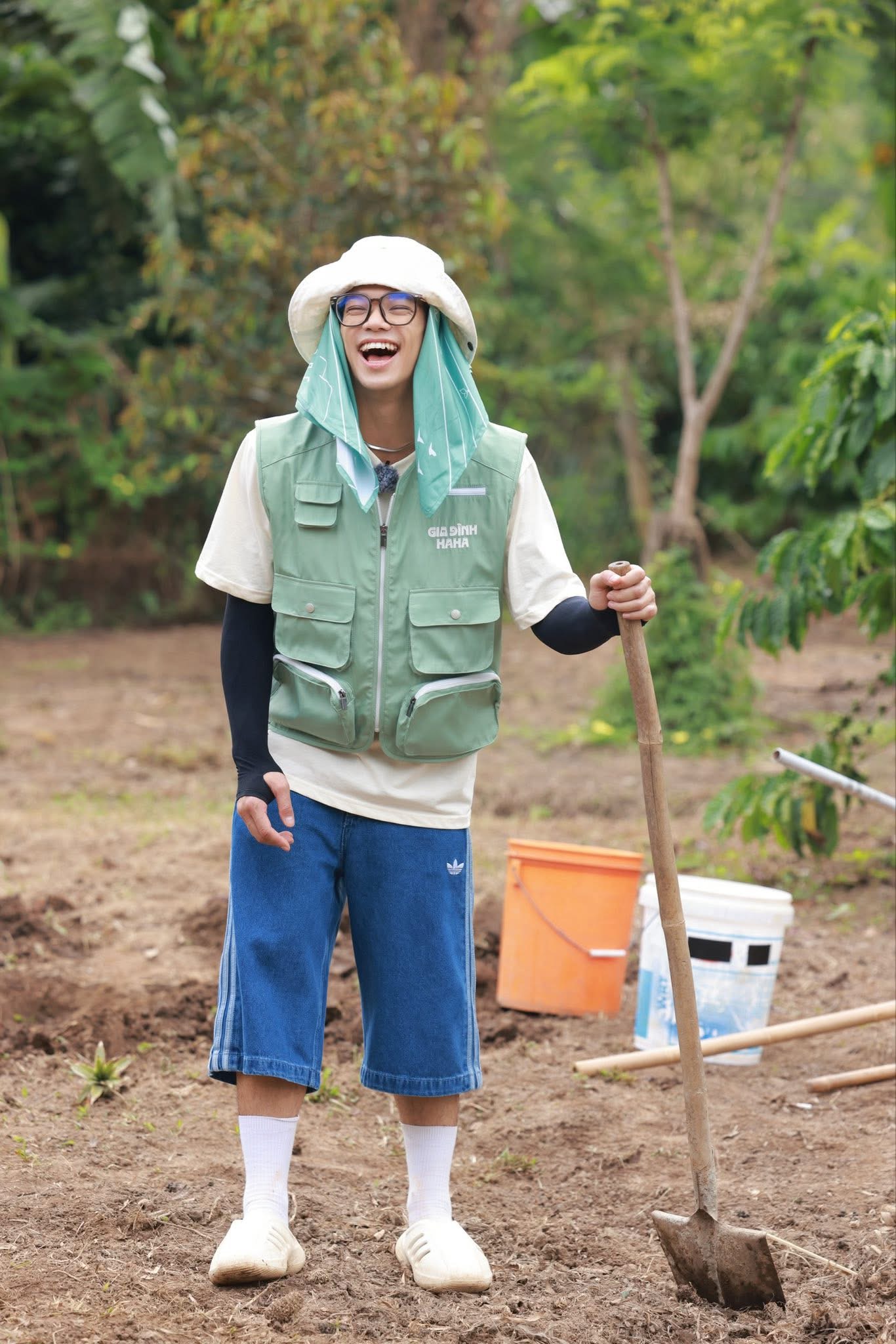 (S)TRONG Trọng Hiếu “bật mood” nghiêm khắc khi xuất hiện tại Tân Binh Toàn Năng - ảnh 4