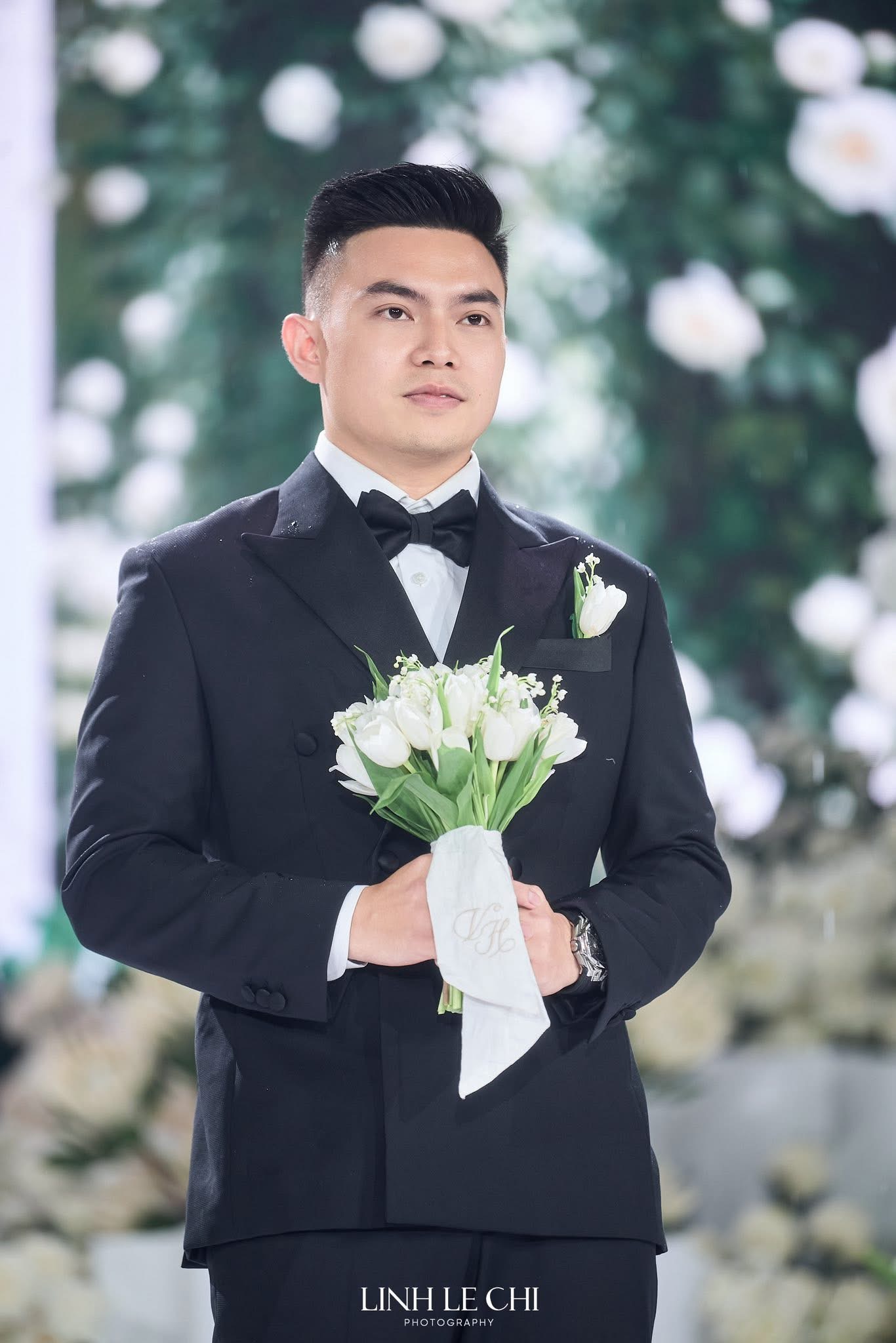 Loài hoa “đắt đỏ” được đầu tư cho lễ cưới Hoa hậu Đỗ Hà và chàng rể thiếu gia - ảnh 3