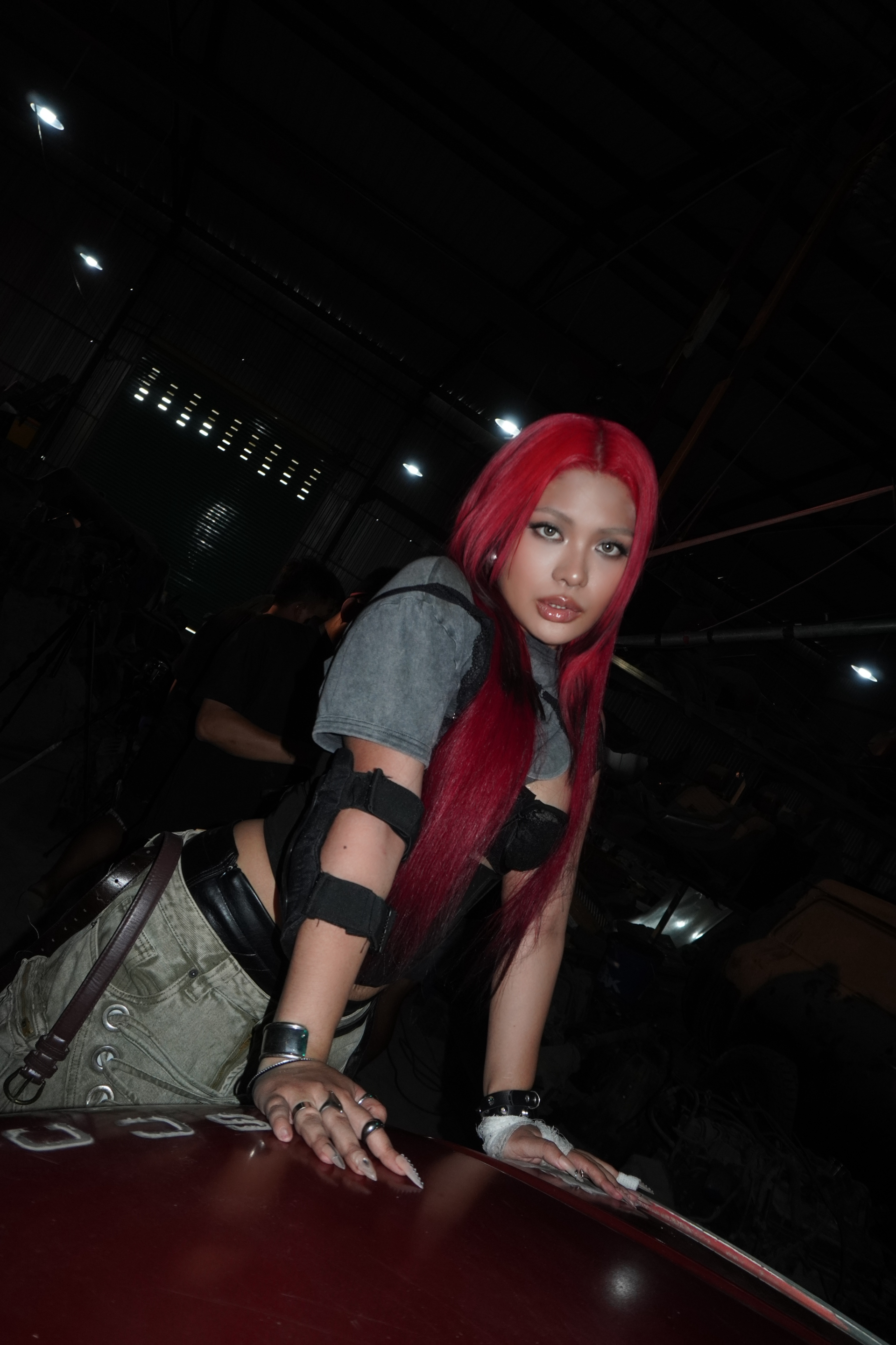 Nhạc Việt có thêm giọng ca mới CHLOÉ “chào sân” với MV ‘BACK 2 U’ đậm chất US-UK - ảnh 3