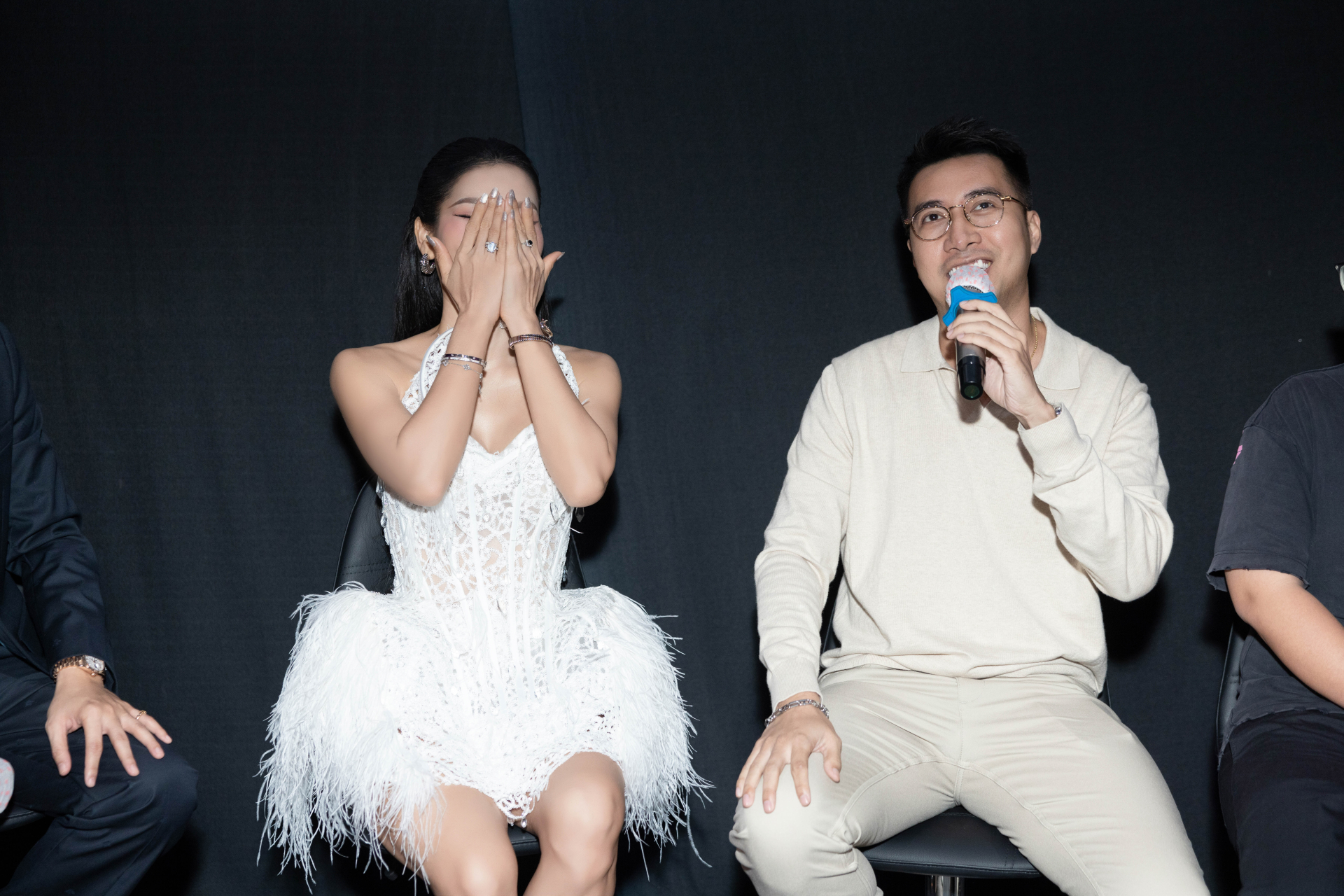 Phương Trinh Jolie kết hợp OnlyC trở lại âm nhạc sau 5 năm với MV “Sứ thần mùa đông - ảnh 2