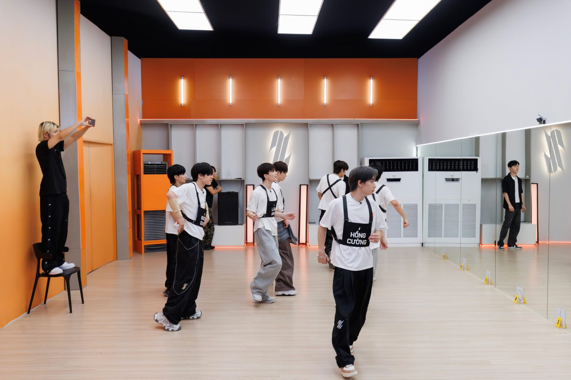 “Tân binh toàn năng” bùng nổ với REAL TALK, lọt Top 2 chủ đề âm nhạc được thảo luận nhiều nhất trong 24h qua - ảnh 5