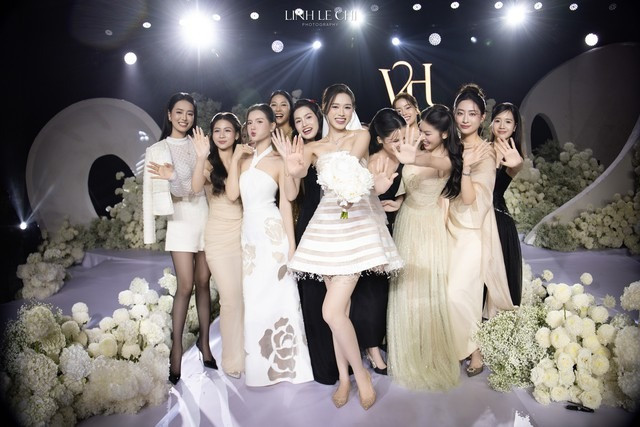 Hoa hậu Tiểu Vy bất ngờ vắng mặt đám cưới Đỗ Thị Hà, thực hư tin đồn “rạn nứt” tình bạn - ảnh 2