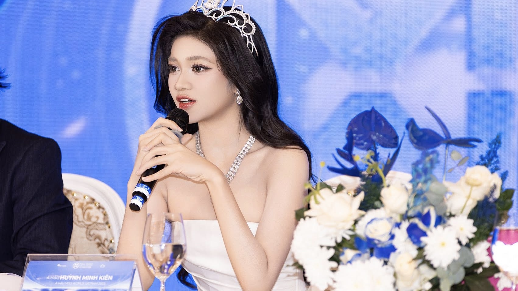 Nhan sắc của Á hậu Minh Kiên được khen ngợi như công chúa Disney - ảnh 1