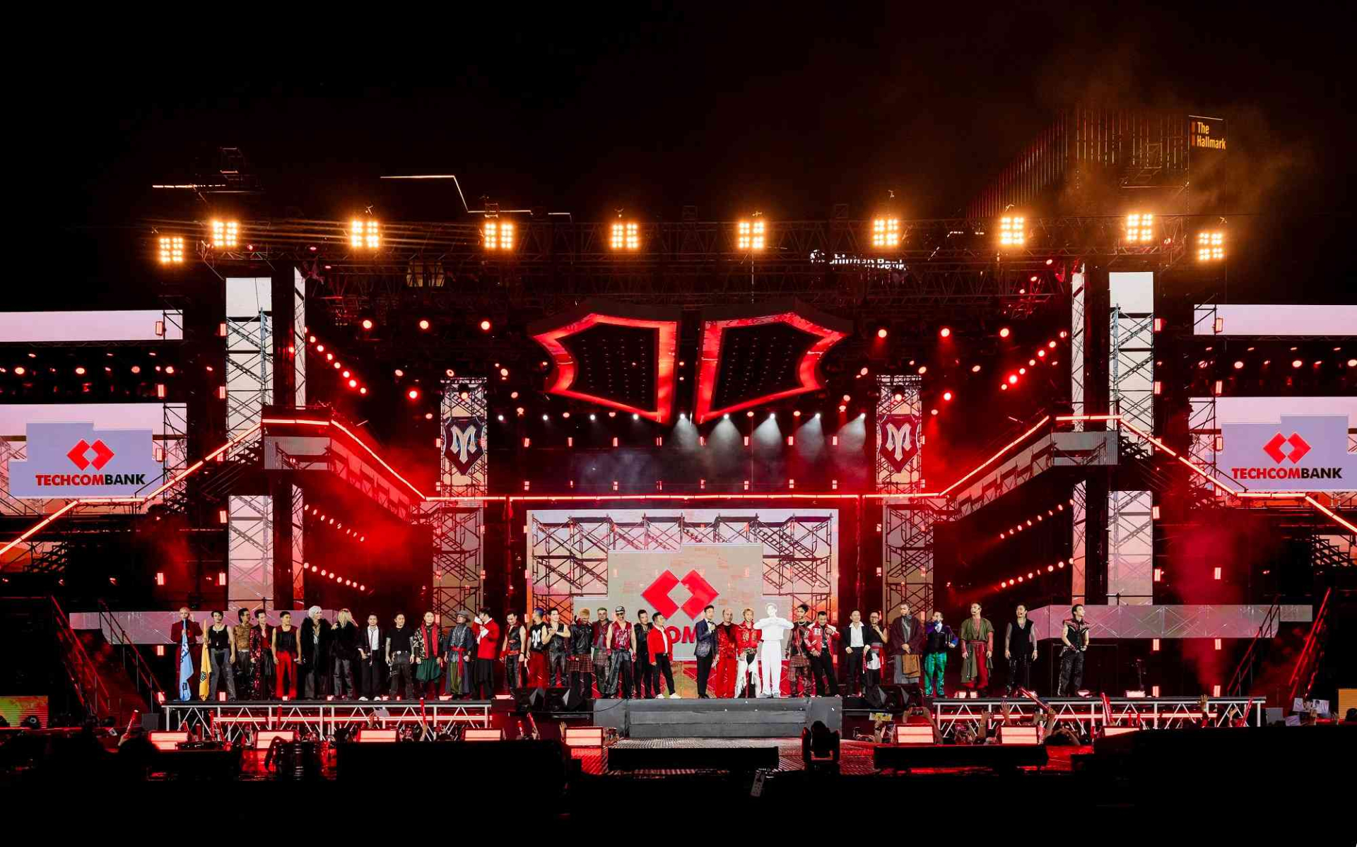 “Kim chủ” Techcombank kiến tạo “lãnh địa cảm xúc”, cú chuyển mình đưa ngân hàng thành một phần ký ức giải trí của khán giả - ảnh 1