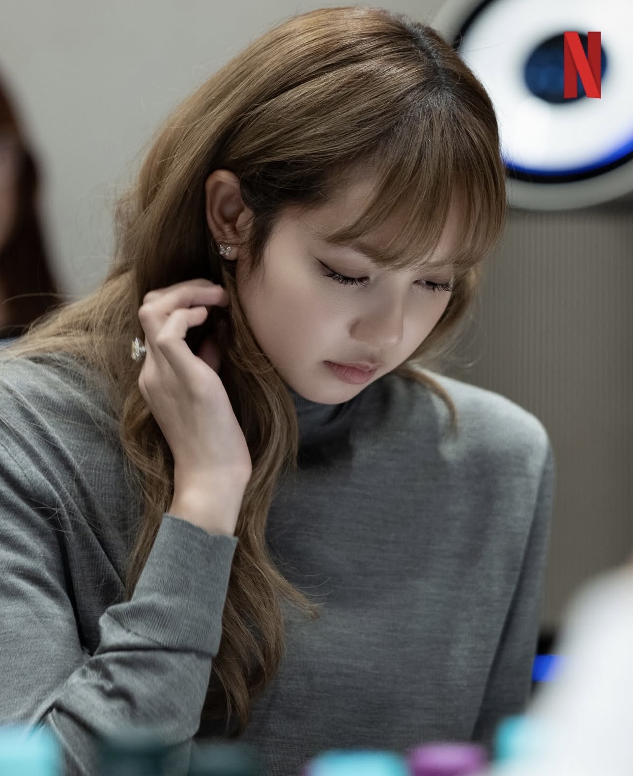 Lisa (BLACKPINK) xác nhận góp mặt vũ trụ Extraction của Netflix cùng Ma Dong Seok và Lee Jin Wook - ảnh 2