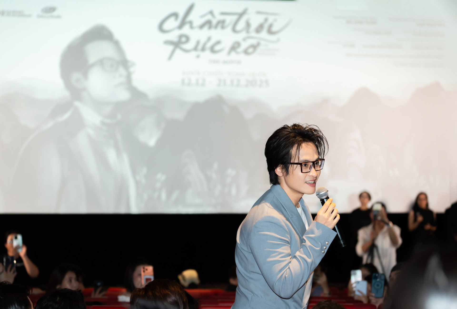 Hà Anh Tuấn mang phim tài liệu âm nhạc  “Chân Trời Rực Rỡ” ra rạp - ảnh 2