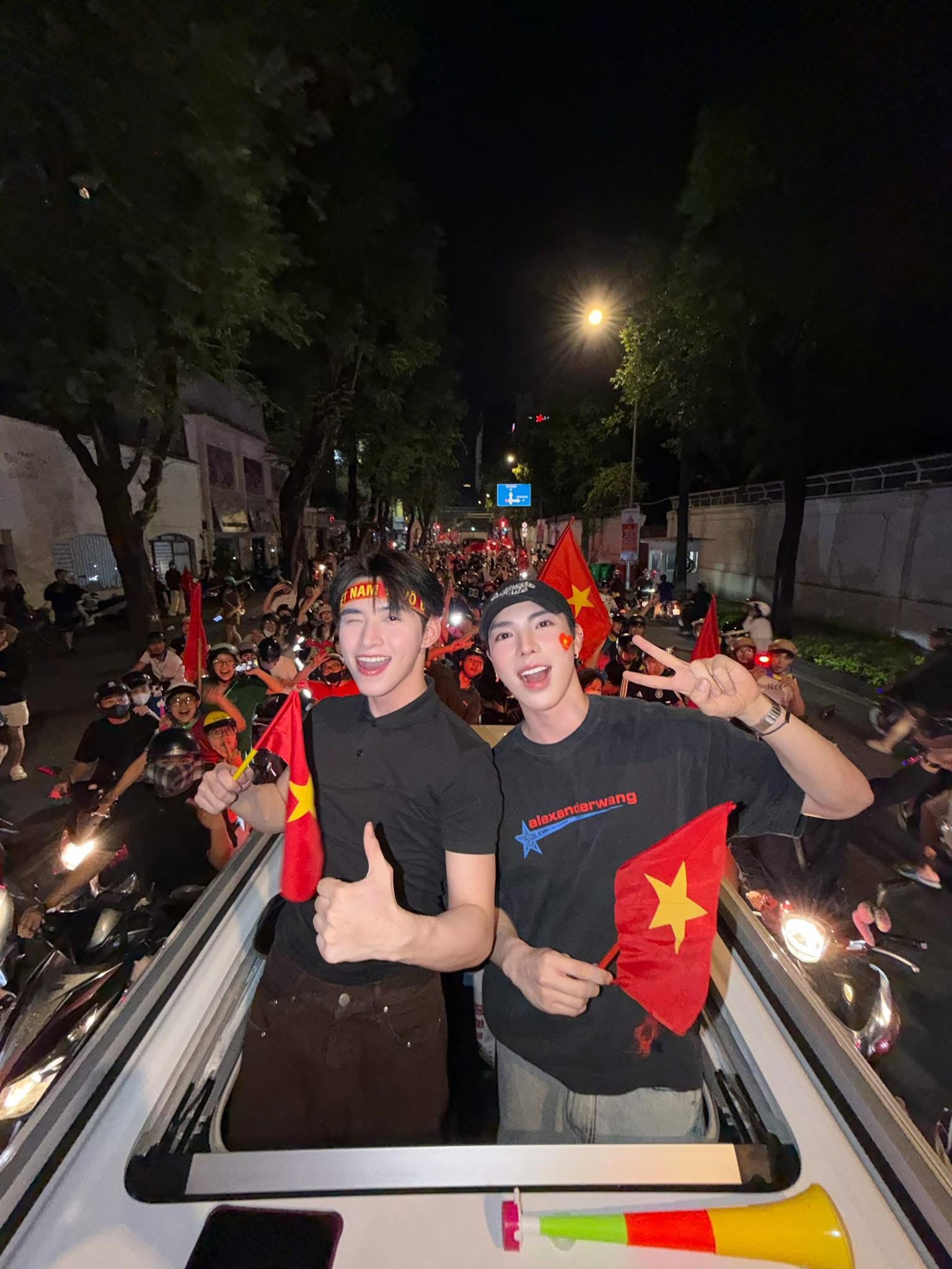 Loạt sao Việt “đi bão” ăn mừng chiến thắng U22 Việt Nam - ảnh 7