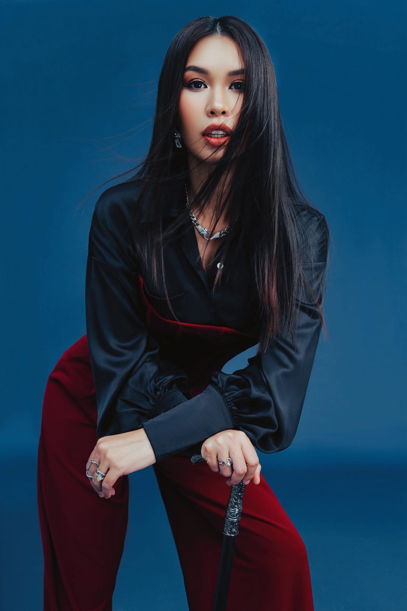 Siêu mẫu Hà Anh đáp trả vụ bị tố nợ lương 10 triệu đồng, sẵn sàng đối chất trực tiếp - ảnh 1